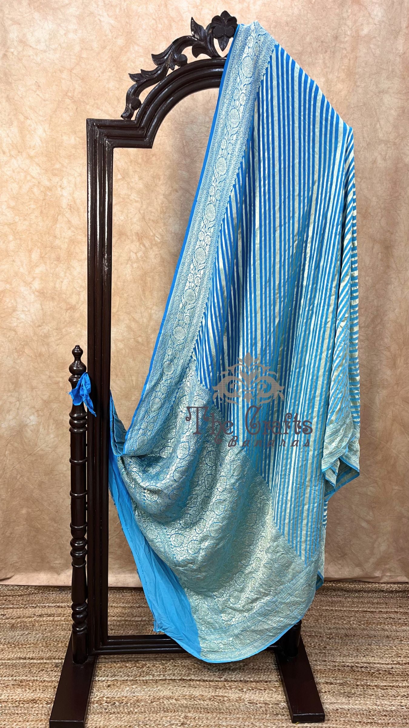 Khaddi Georgette Banarasi Saree - Water Zari