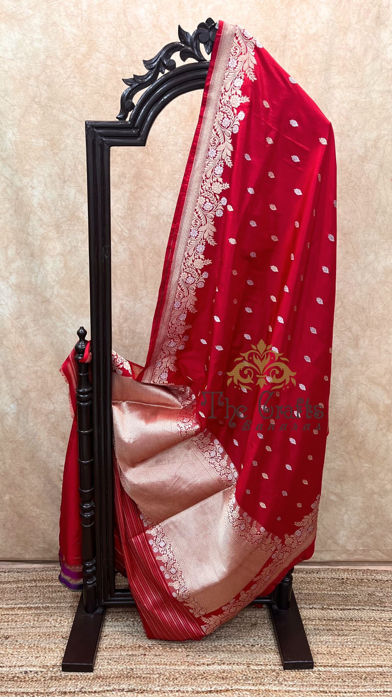 Pure Katan Silk Handloom Banarasi Saree - with sona rupa kadhua motifs