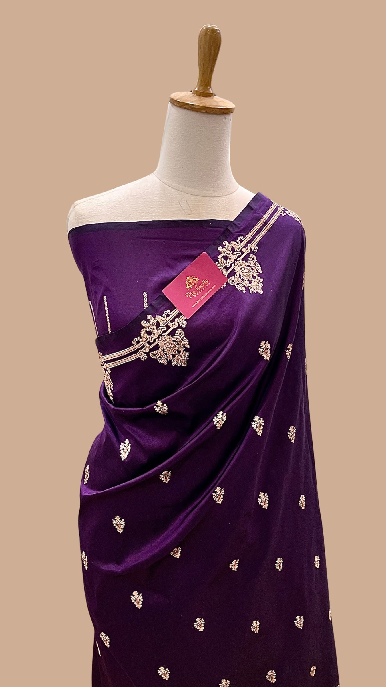 Pure Katan Silk Handloom Banarasi Saree - Kadhua Motifs