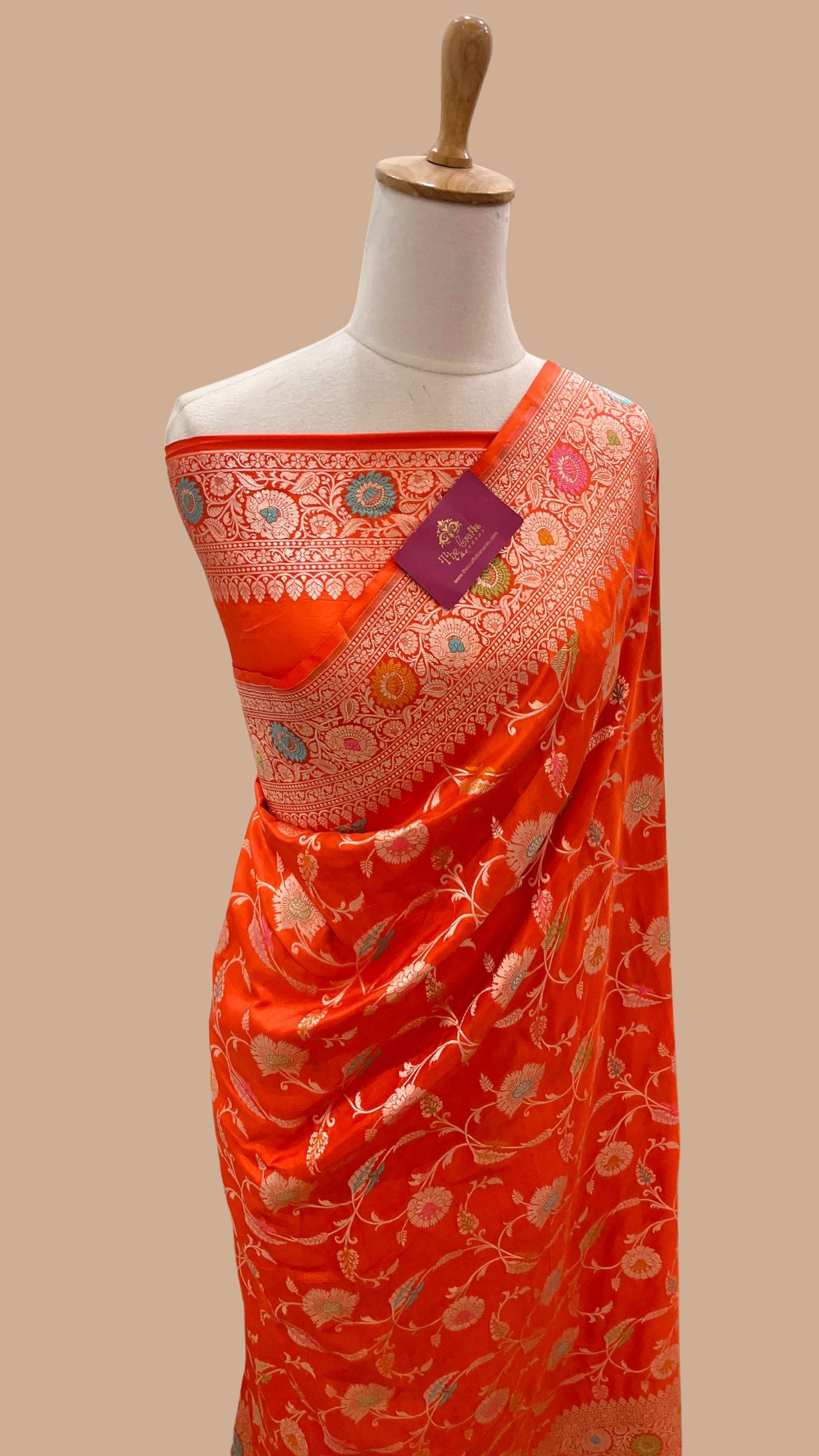 Pure Katan Silk Handloom Banarasi Saree - Jaal Work with Meenakari