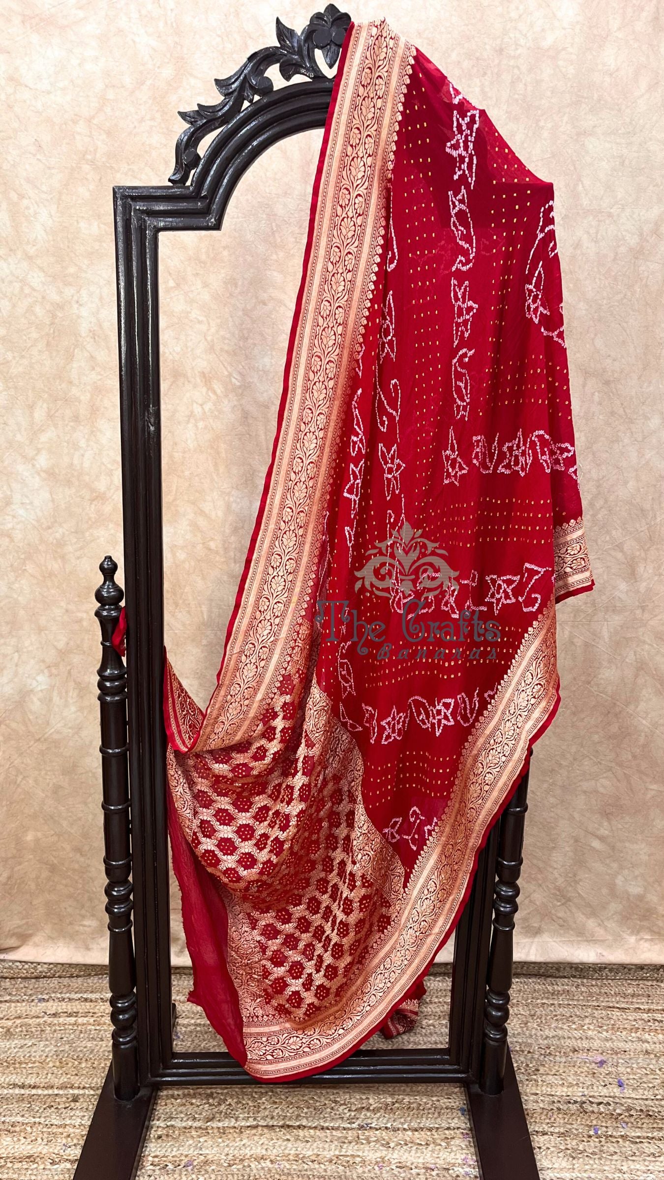 Pure Georgette Banarasi Handloom Bandhej Saree