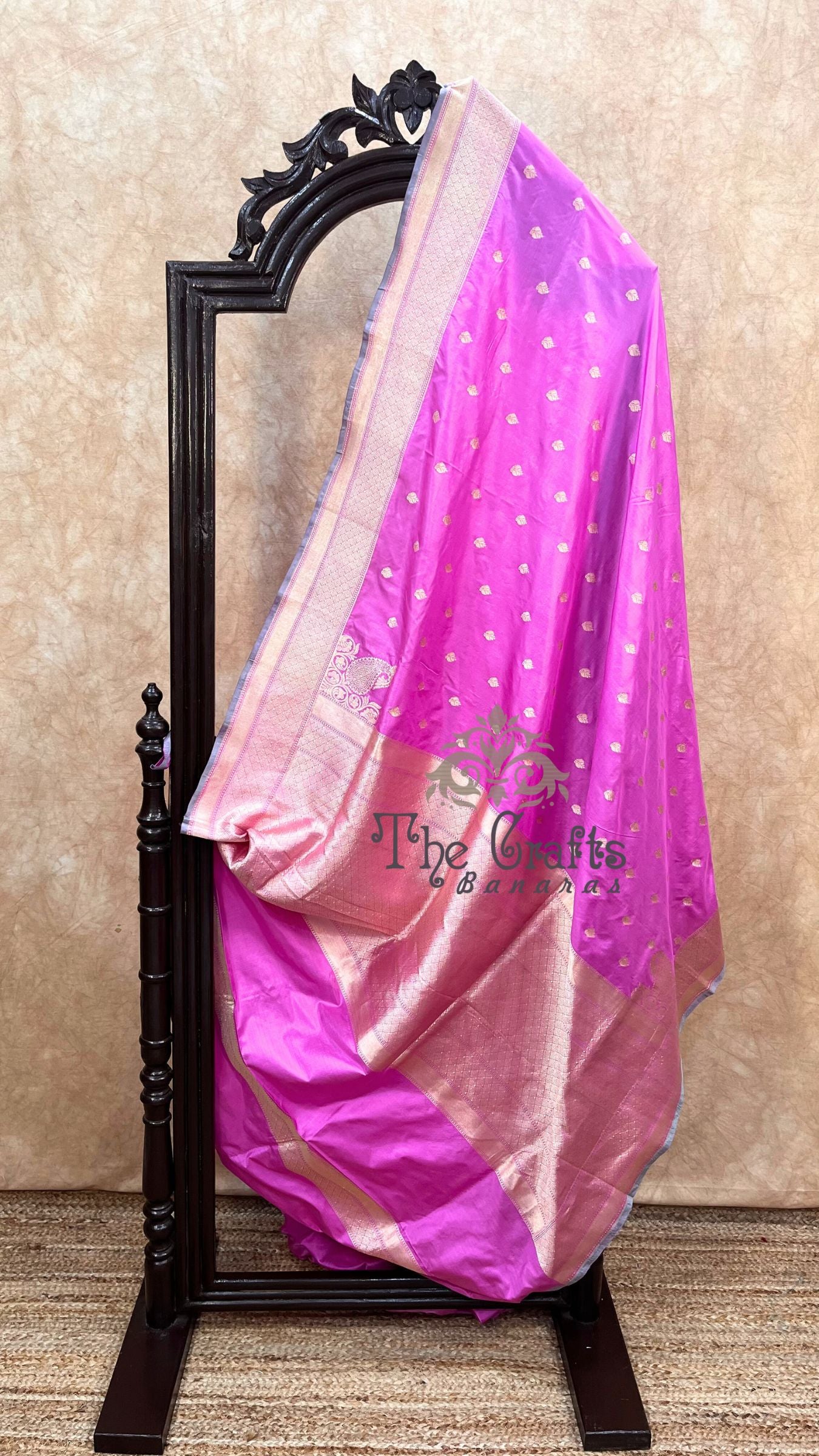 Pure Katan Silk Handloom Banarasi Saree - All over kadhua work