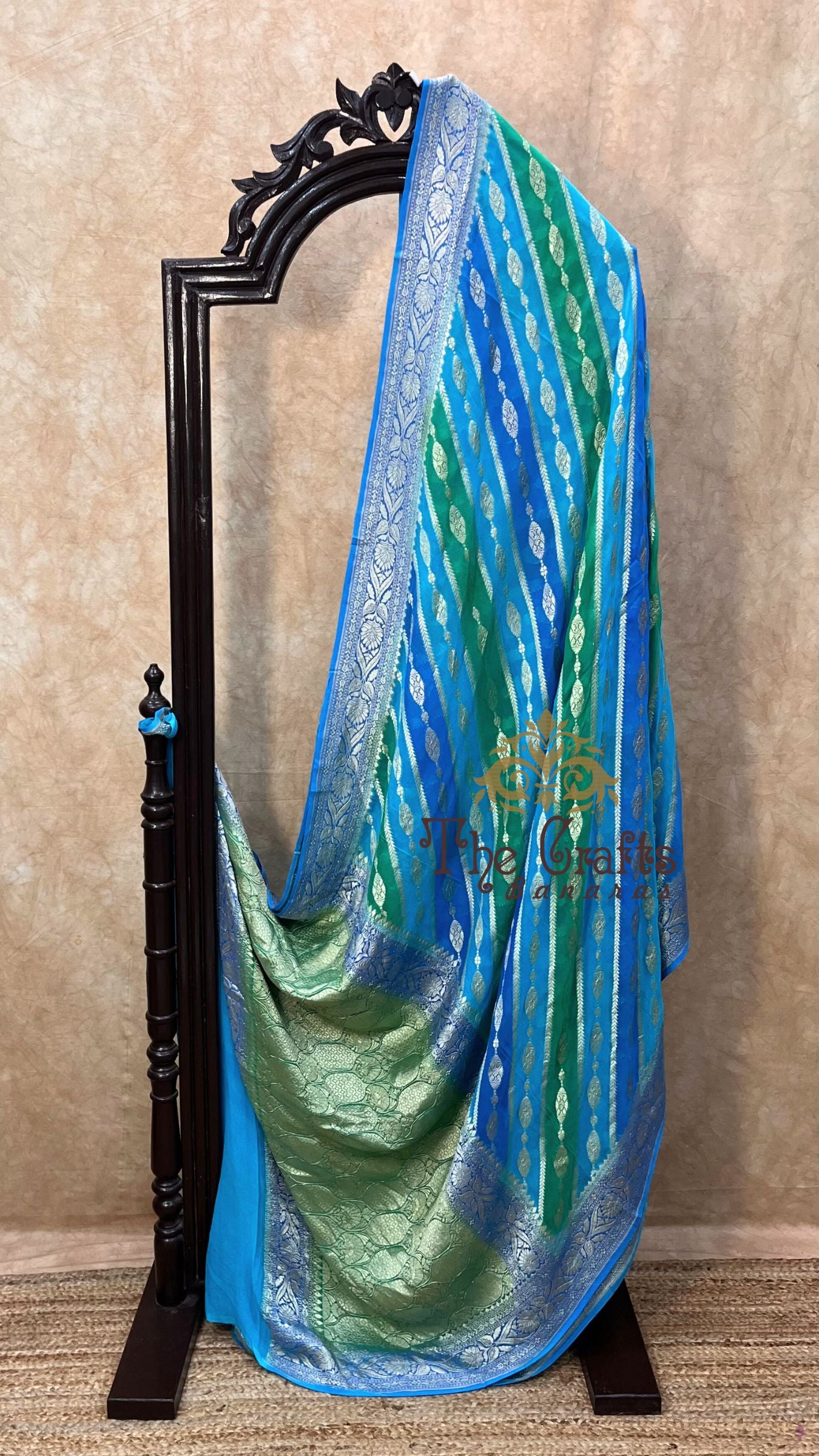 Khaddi Georgette Handloom Banarasi Saree - Water Zari