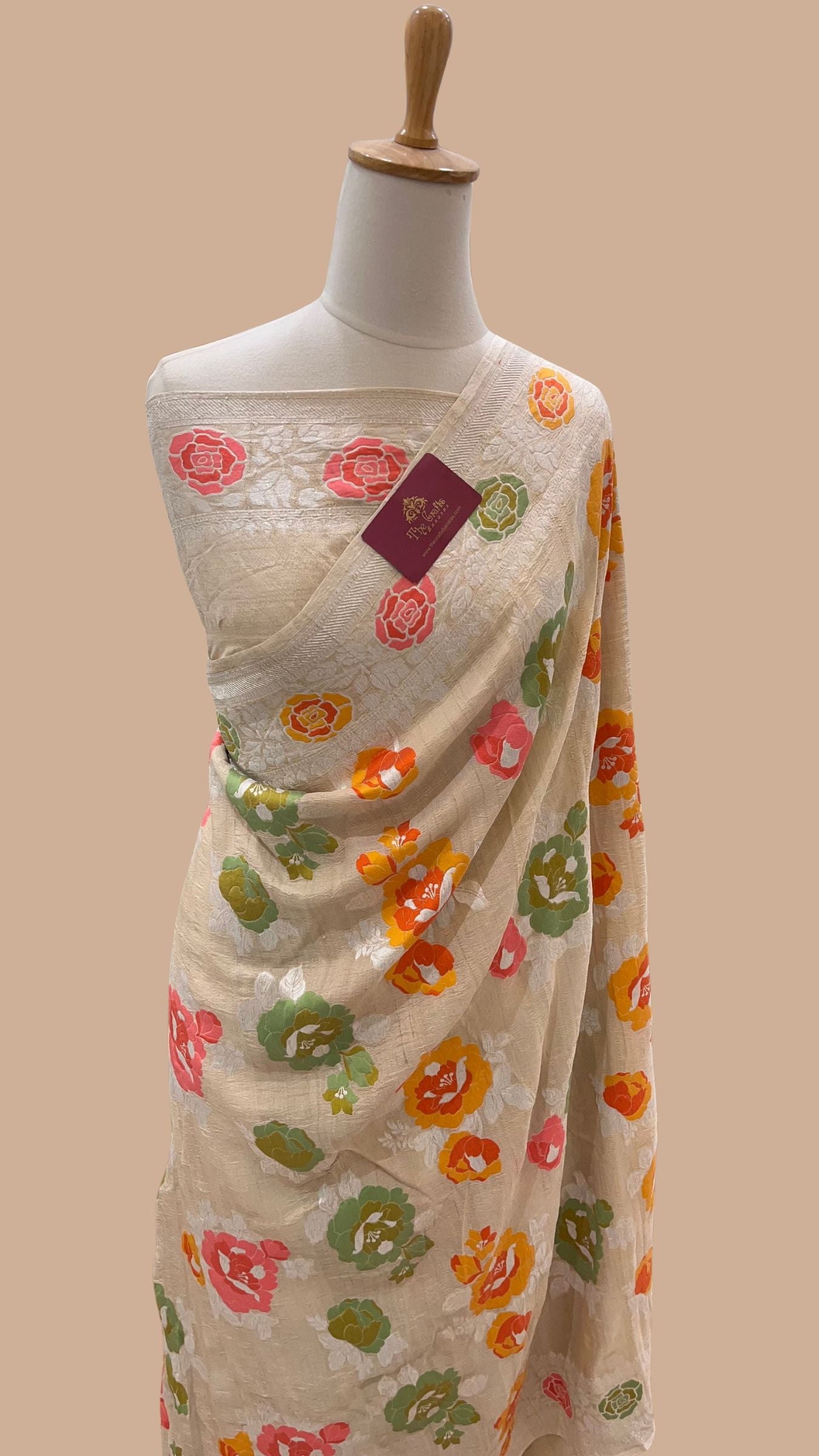 Tussar Georgette Handloom Banarasi Saree - Jaal with Meenakari