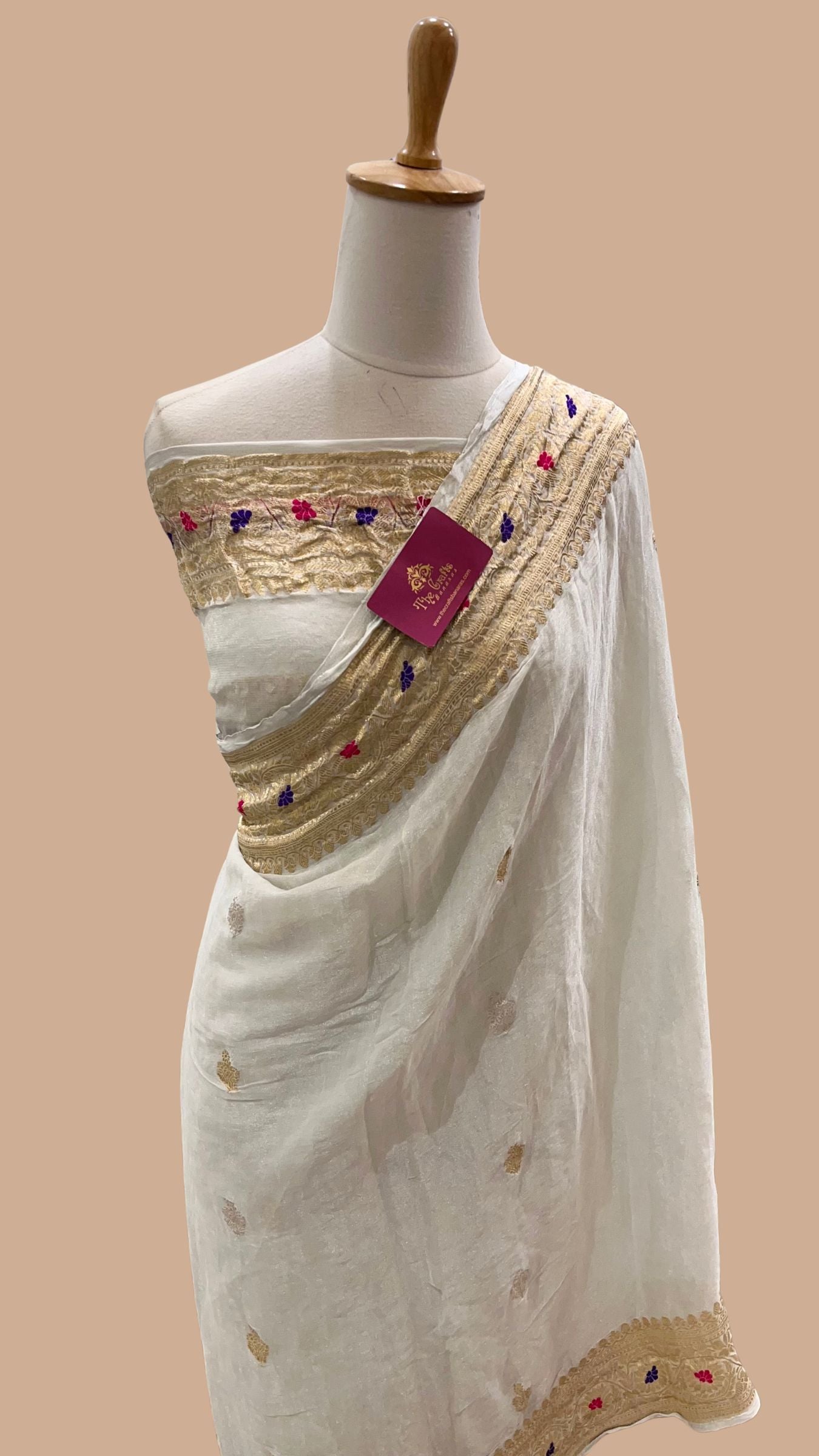 Pure Khaddi Georgette Handloom Banarasi Saree - with Kadhua Meenakari Work