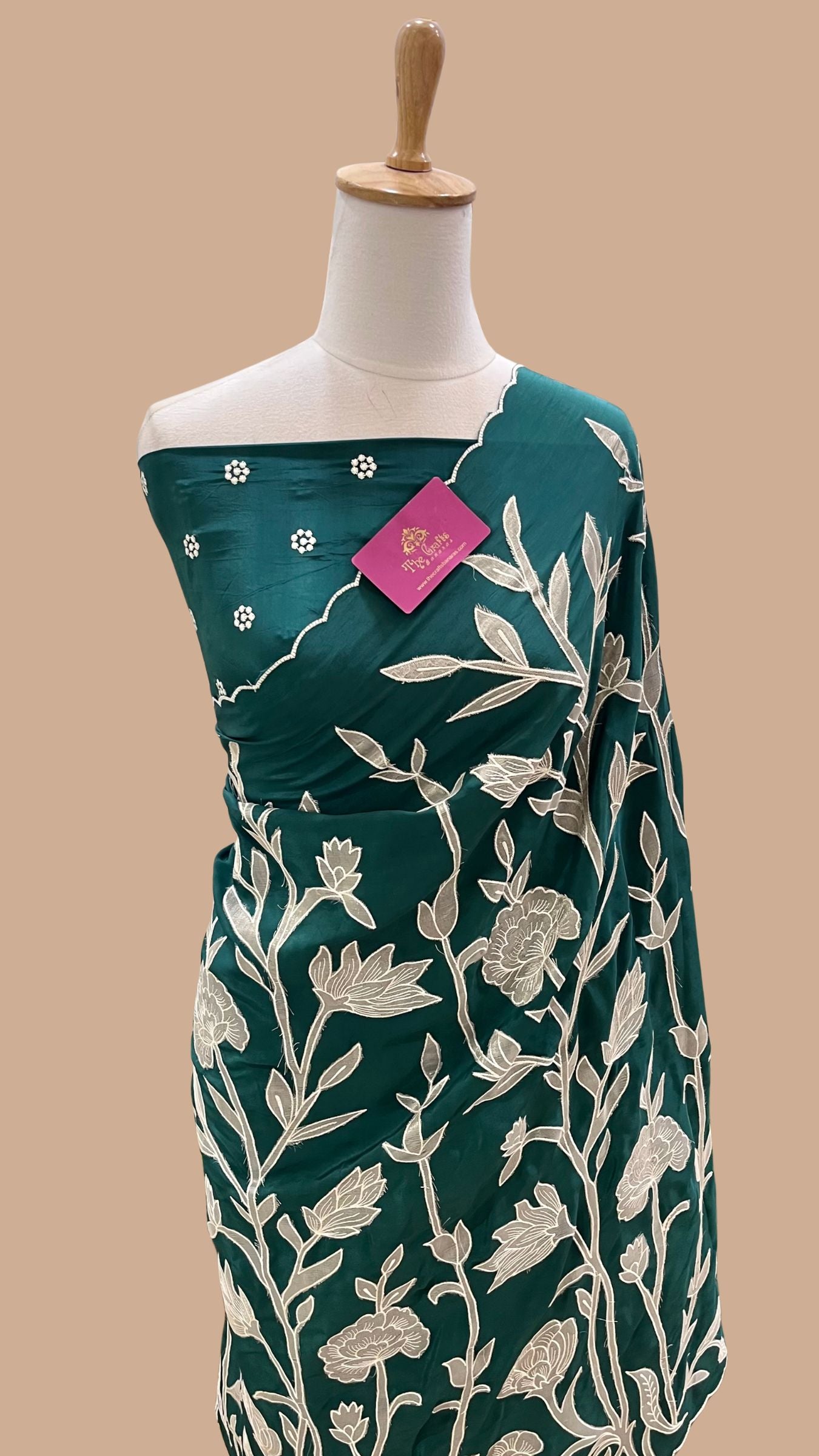 Pure Crepe Silk Banarasi Saree - Floral Appliqué Work