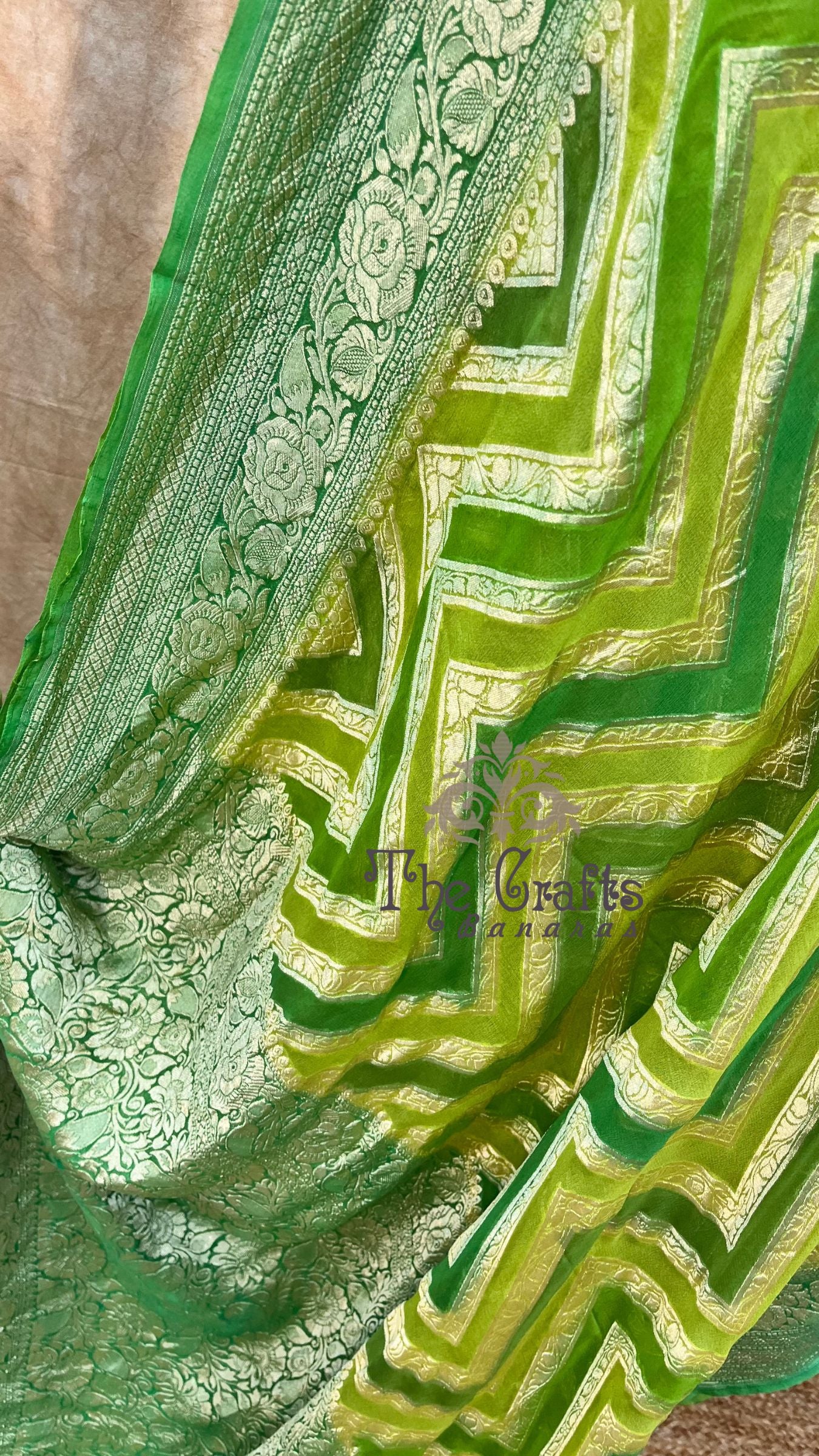 Khaddi Georgette Handloom Banarasi Saree - Water Zari