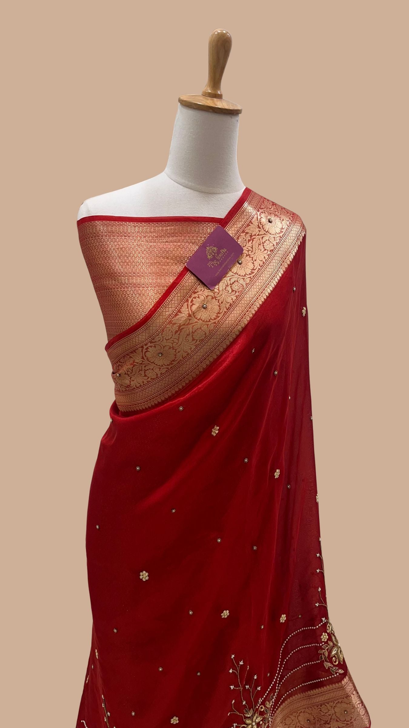 Pure Kora Silk Handloom Banarasi Saree - Handwork Zardozi Cut Dana and Stone Work