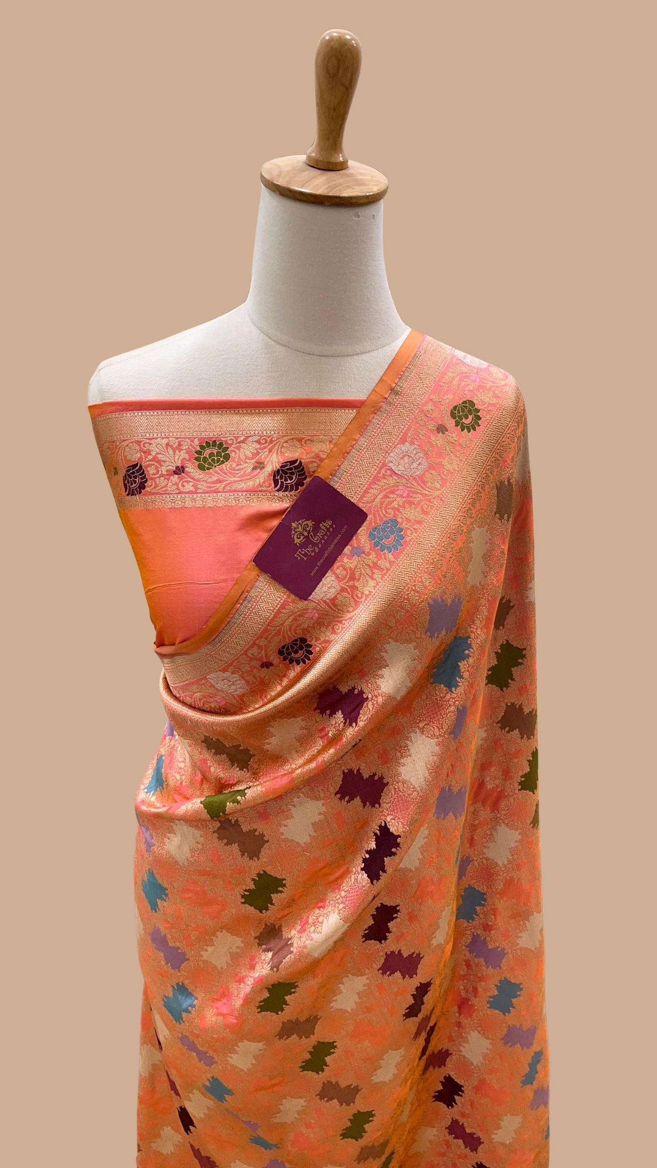 Rangkat Pure Katan Silk Handloom Banarasi Saree - Jaal with meenakari
