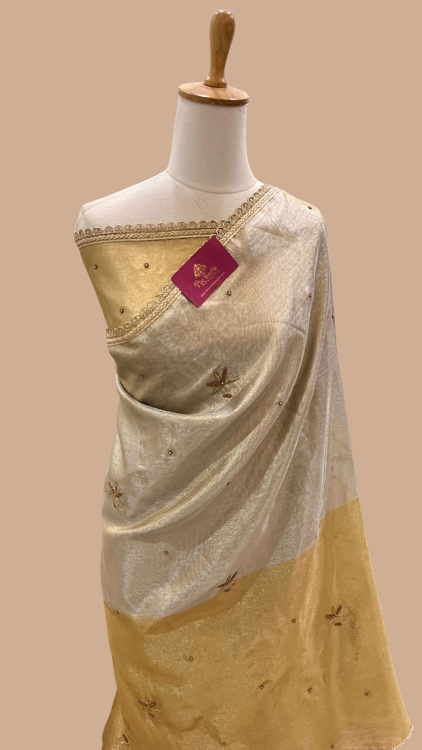 Pure Tissue Silk Handloom Banarasi Saree - Handwork