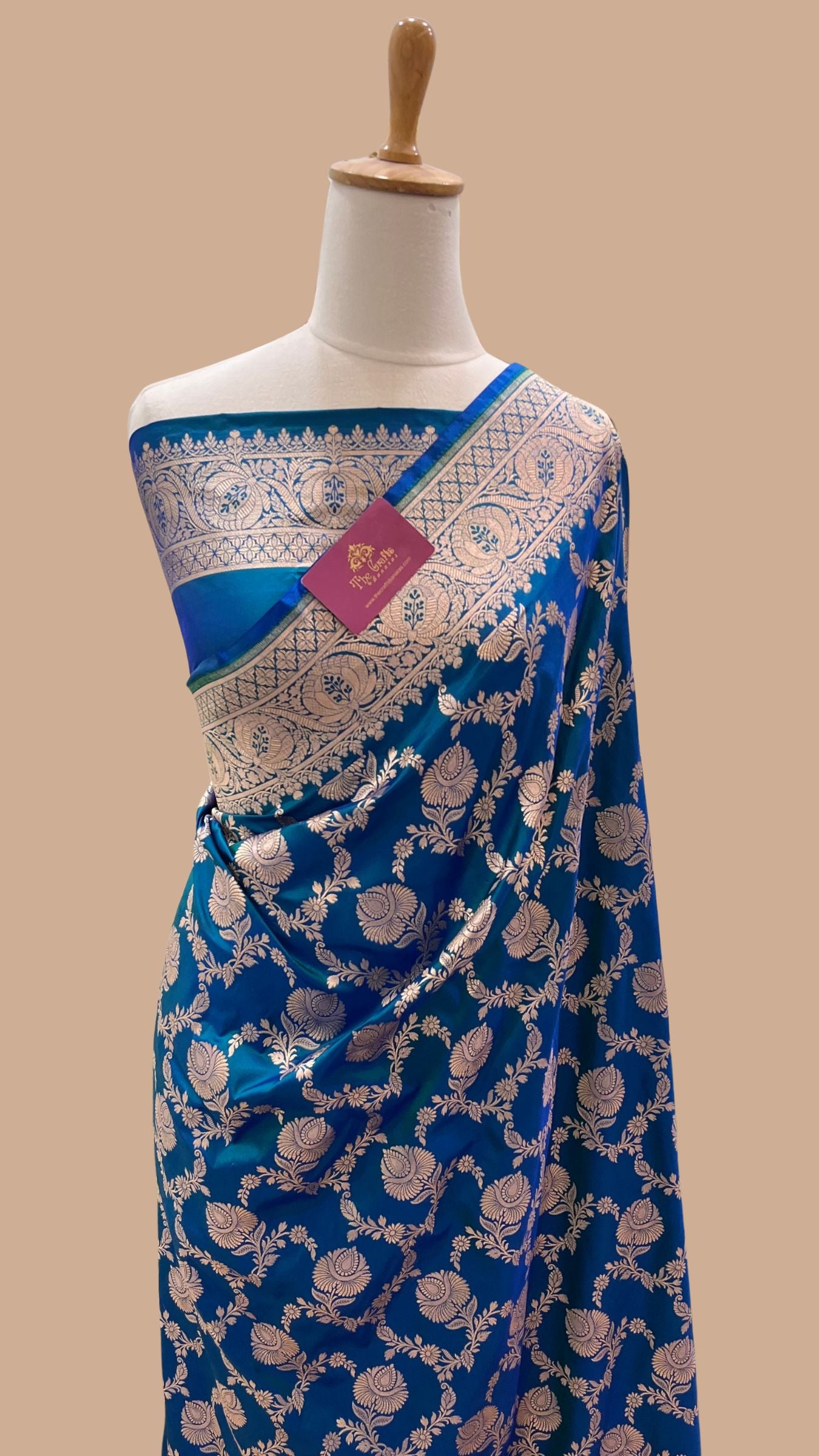 Pure Katan Silk Handloom Banarasi Saree - Jaal Work