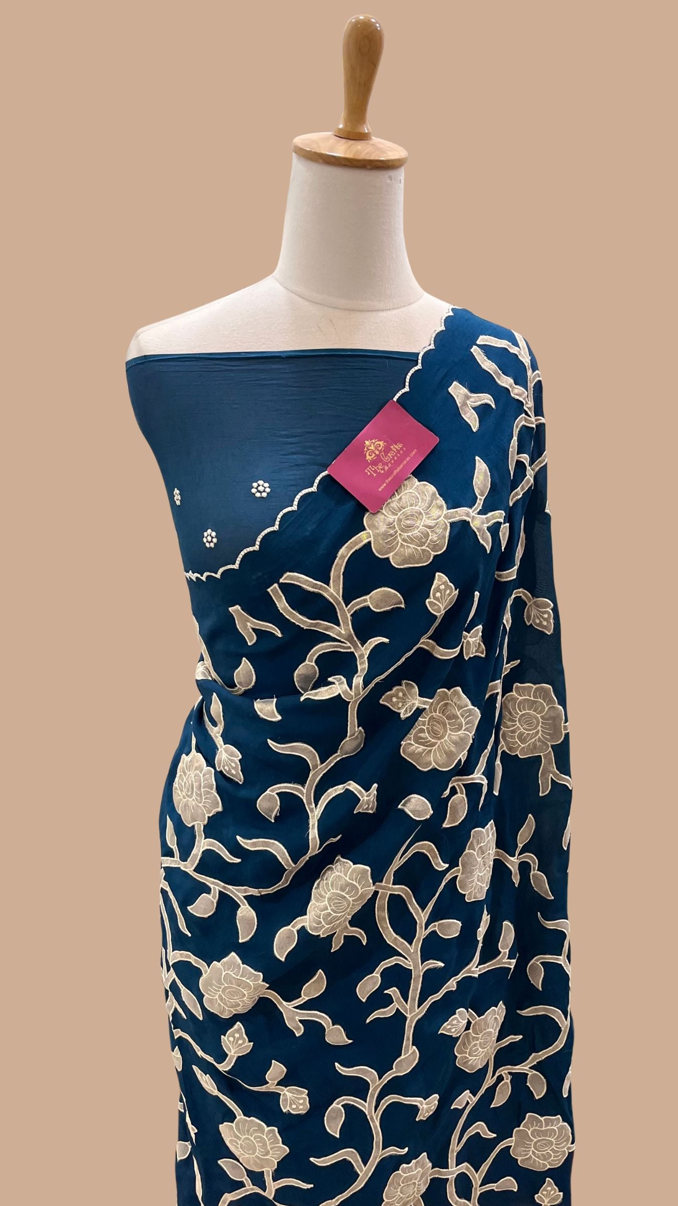 Pure Crepe Silk Banarasi Saree - Floral Appliqué Work