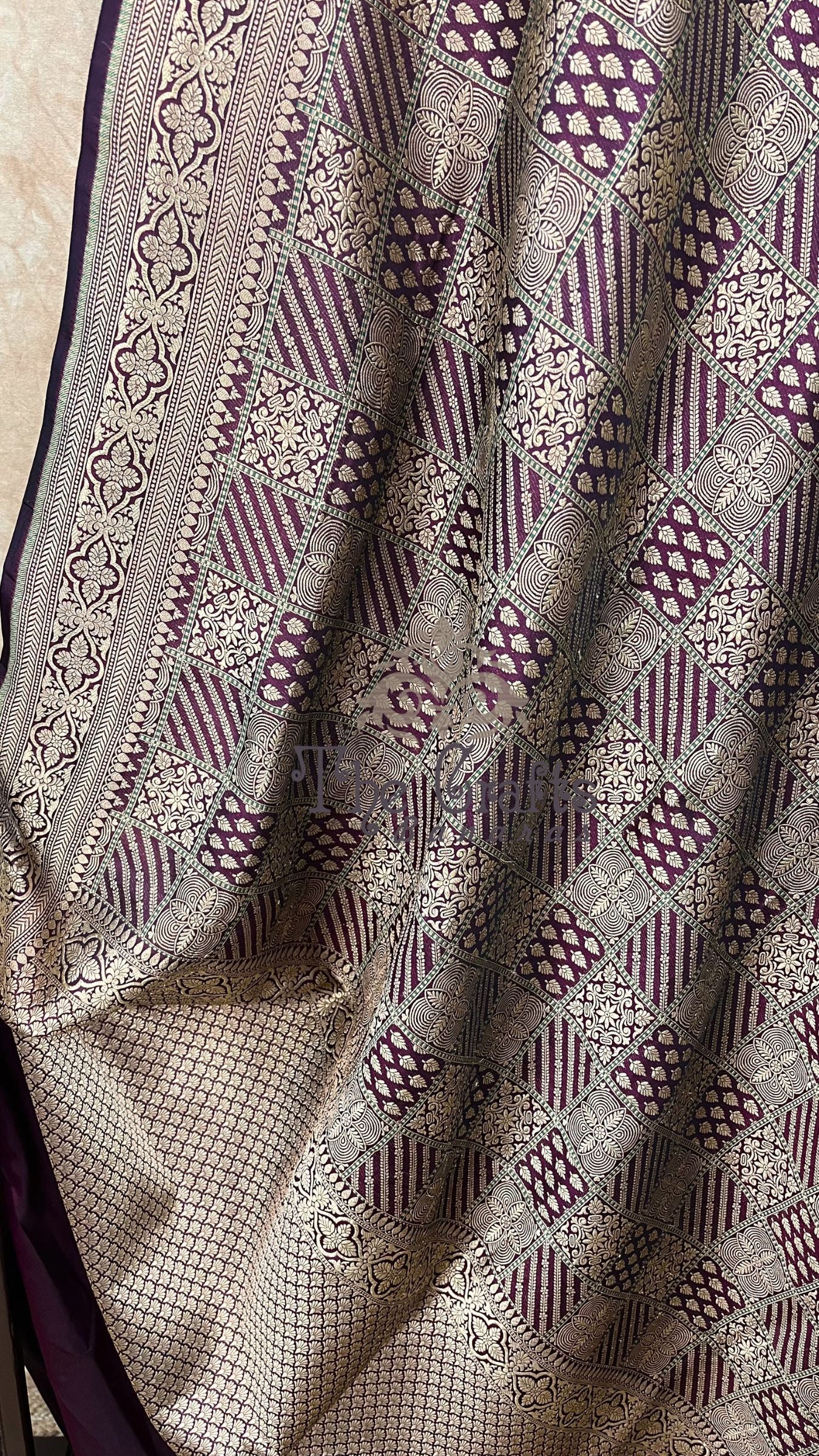 Pure Katan Silk Handloom Banarasi Saree - Tanchui Brocade Meena