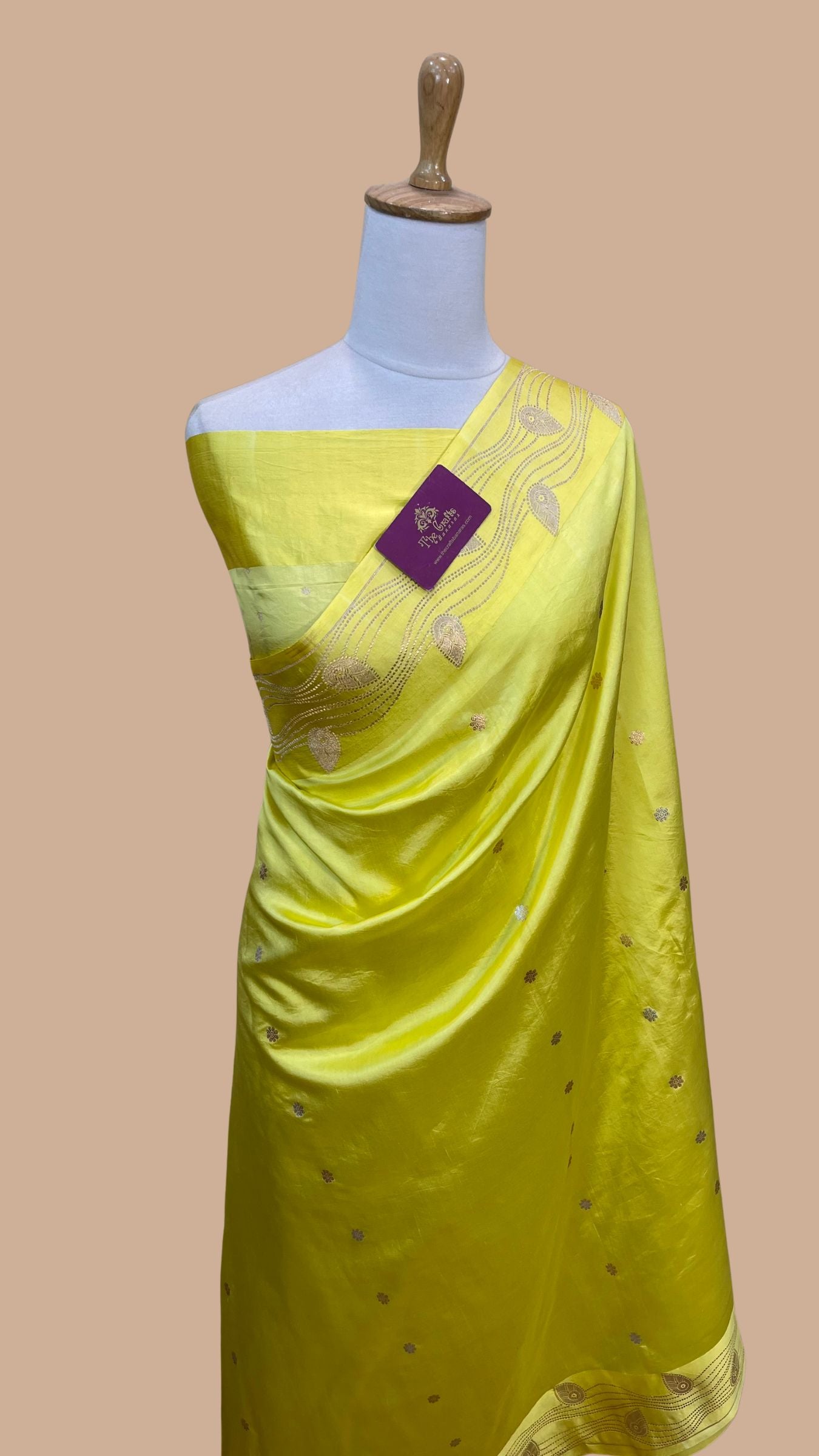 Pure Mango Silk Handloom Banarasi Saree - With Sona Roopa Motifs