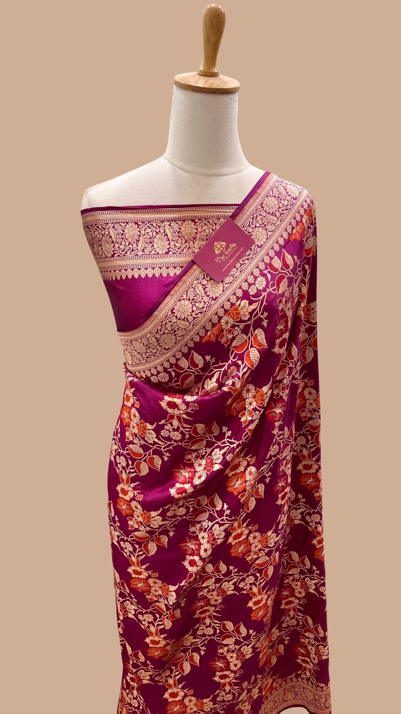 Pure Katan Silk Handloom Banarasi Saree - Jaal work