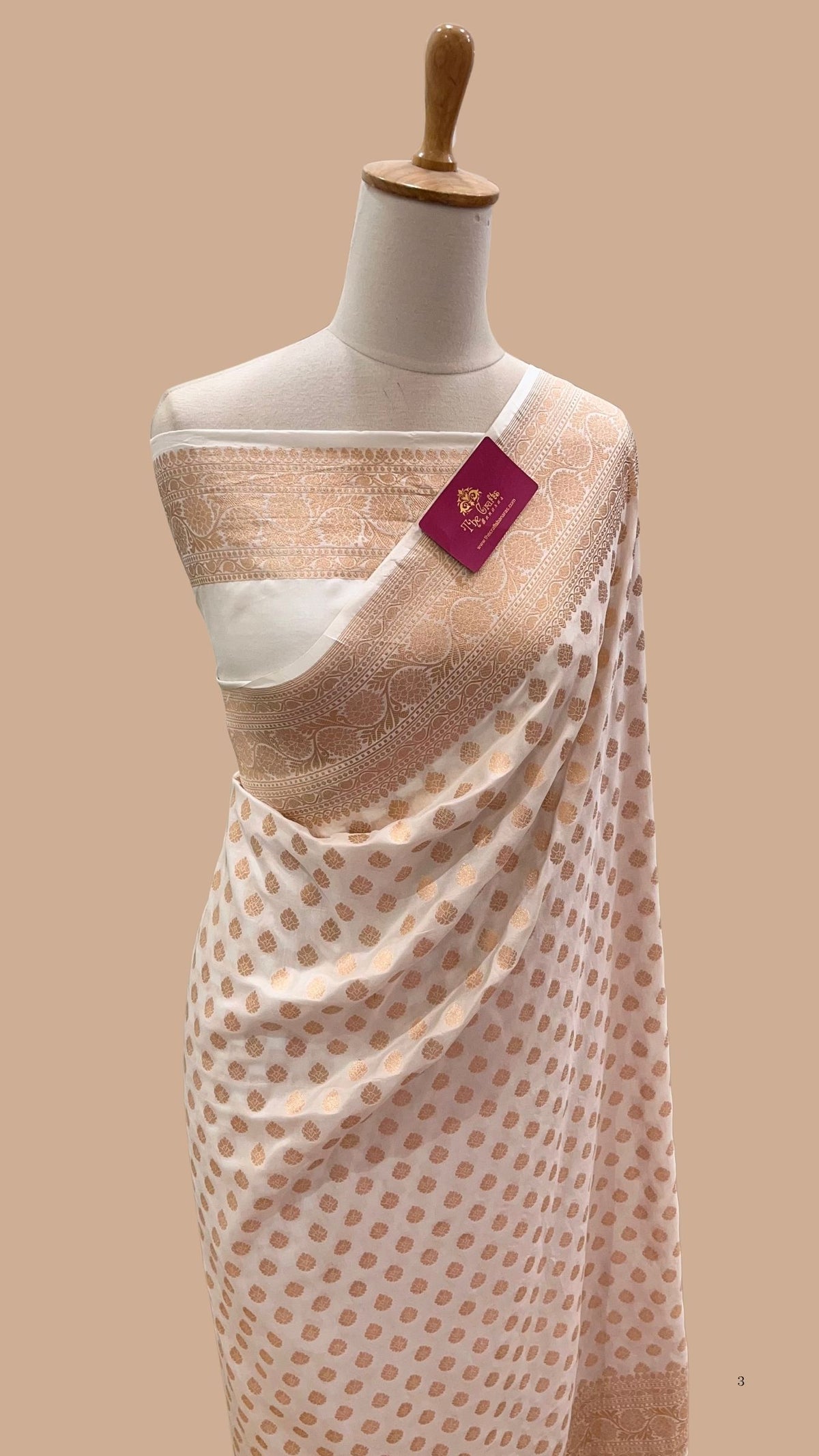 Pure Katan Silk Handloom Banarasi Saree - Jaal work (Copy)