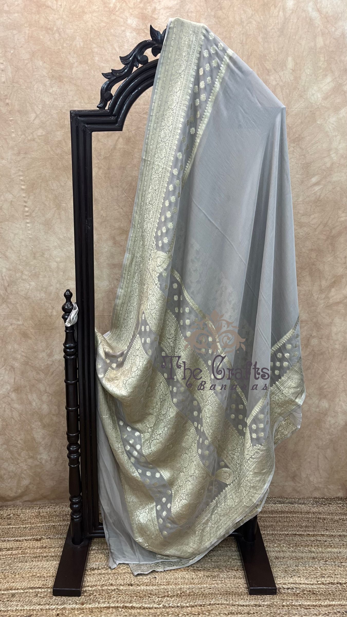 Khaddi Georgette Handloom Banarasi Saree