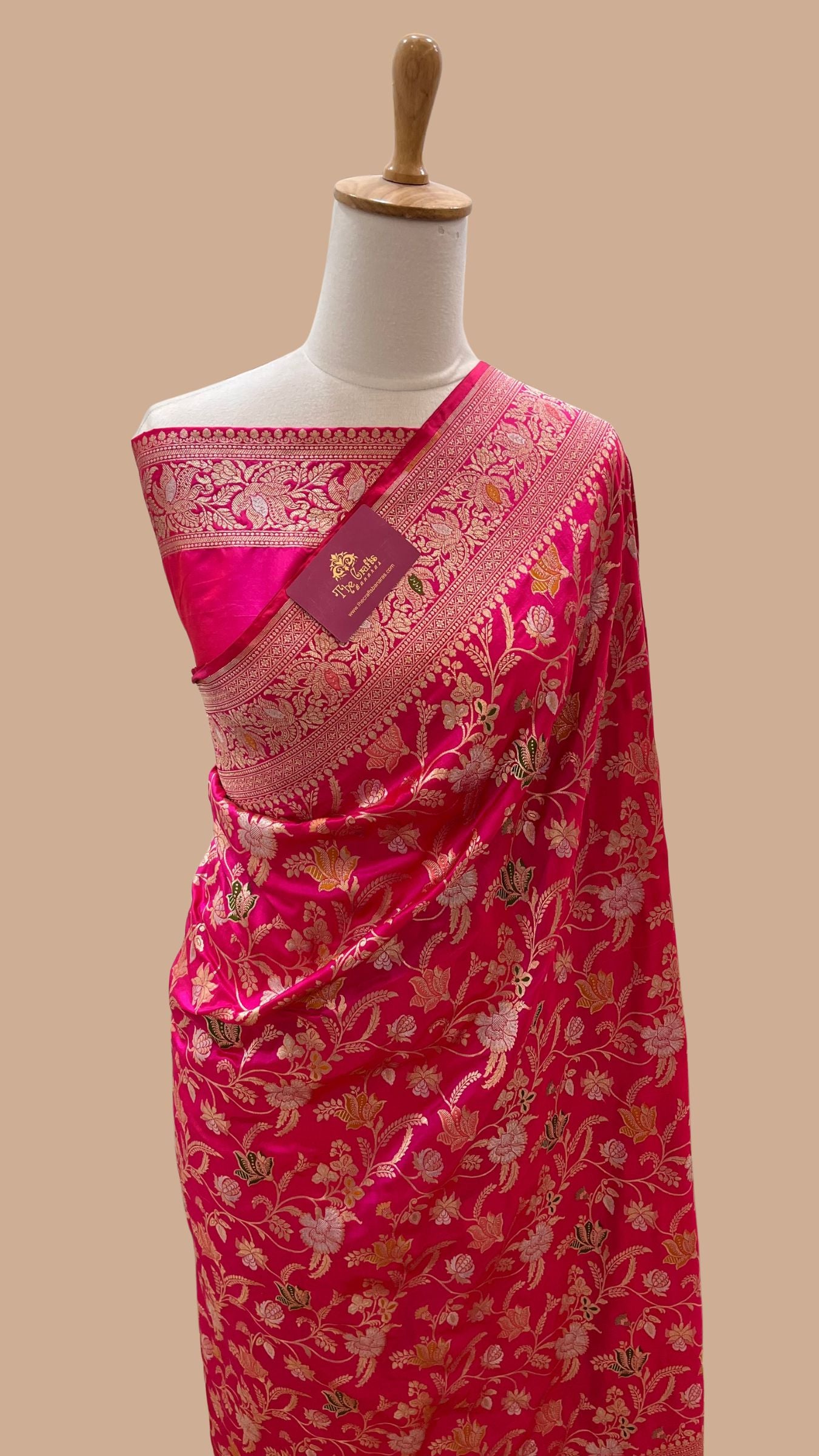 Pure Katan Silk Handloom Banarasi Saree - Jaal Work With Meenakari