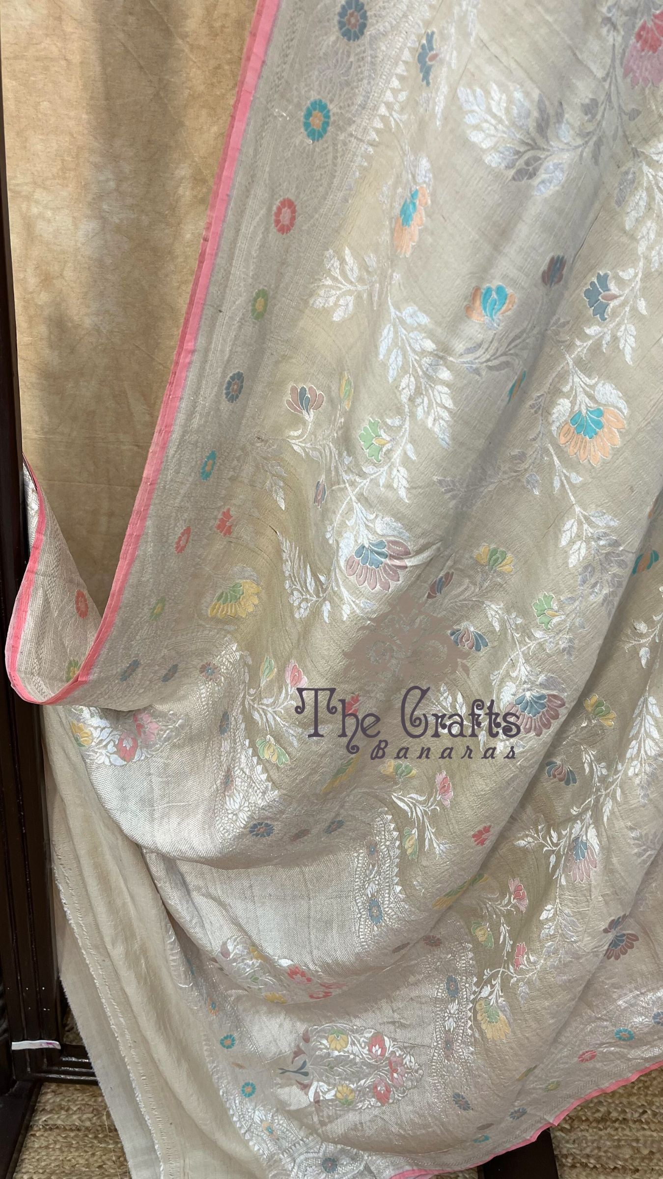 Tissue Georgette Handloom Banarasi Saree - Jaal with Meenakari