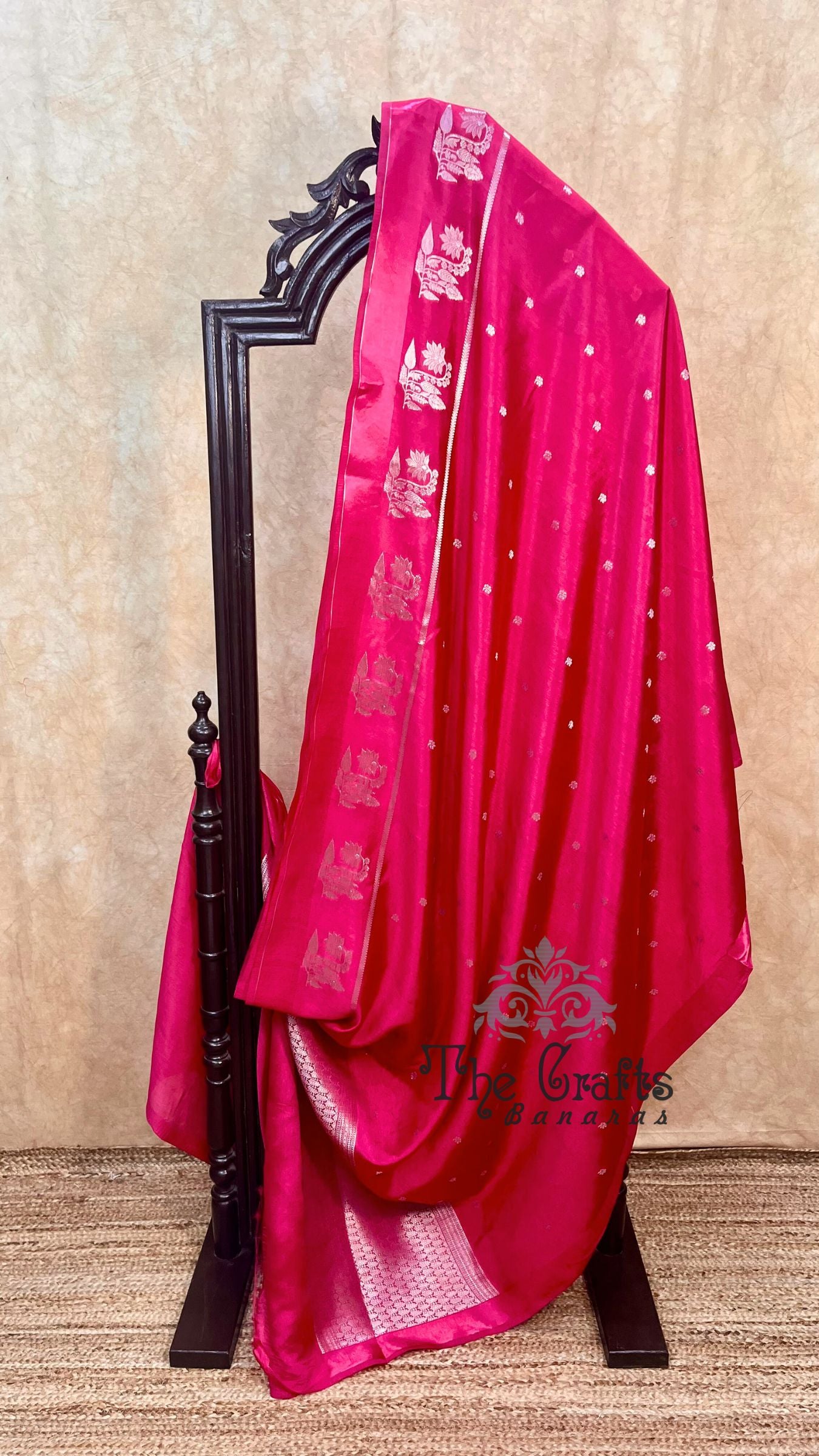 Rani pink Pure Chiniya Silk Banarasi Saree