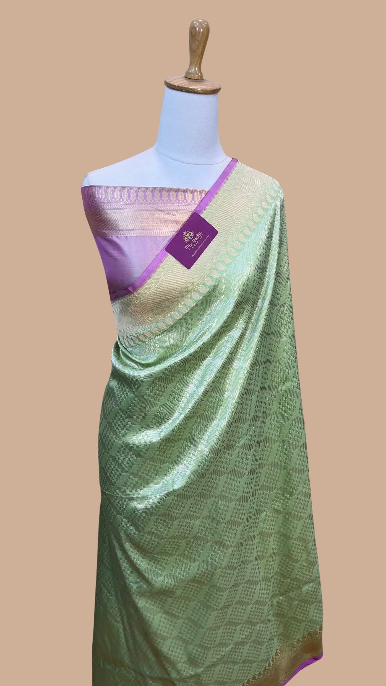 Pure Katan Silk Handloom Banarasi Saree - Kadhua Tanchui Brocade