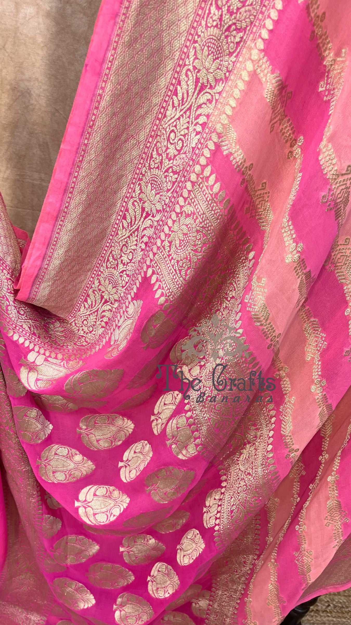 Khaddi Georgette Handloom Banarasi Saree - Water Zari