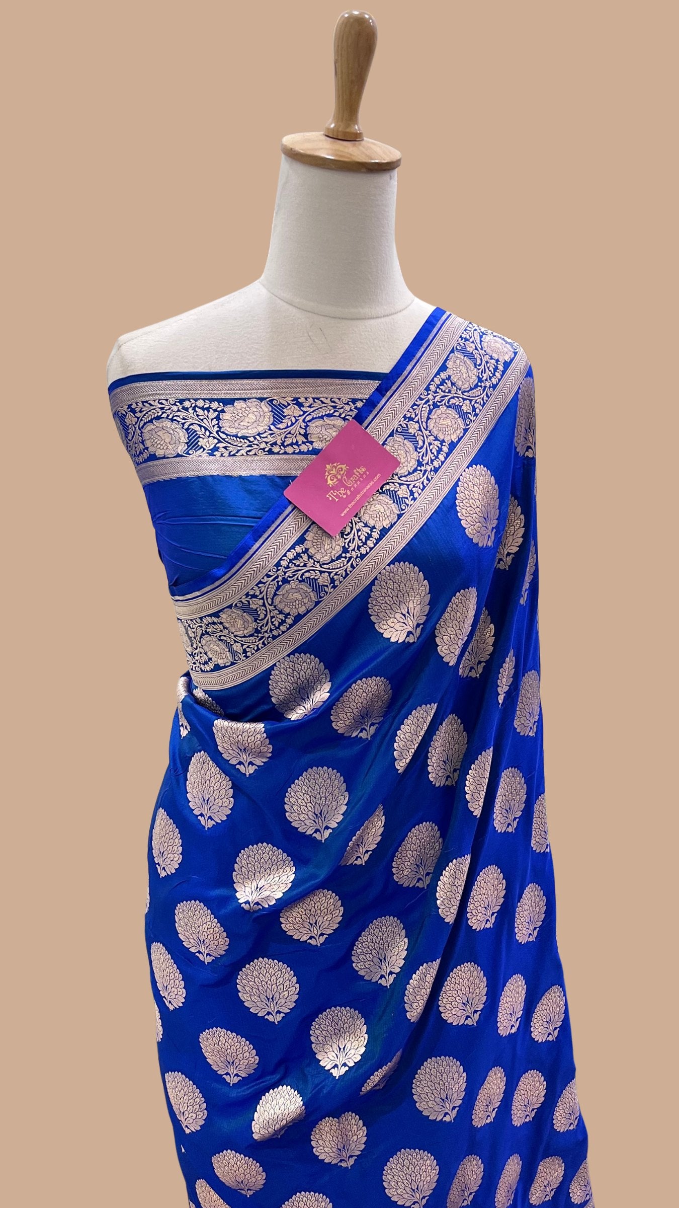Pure Katan Silk Handloom Banarasi Saree - Buta weave