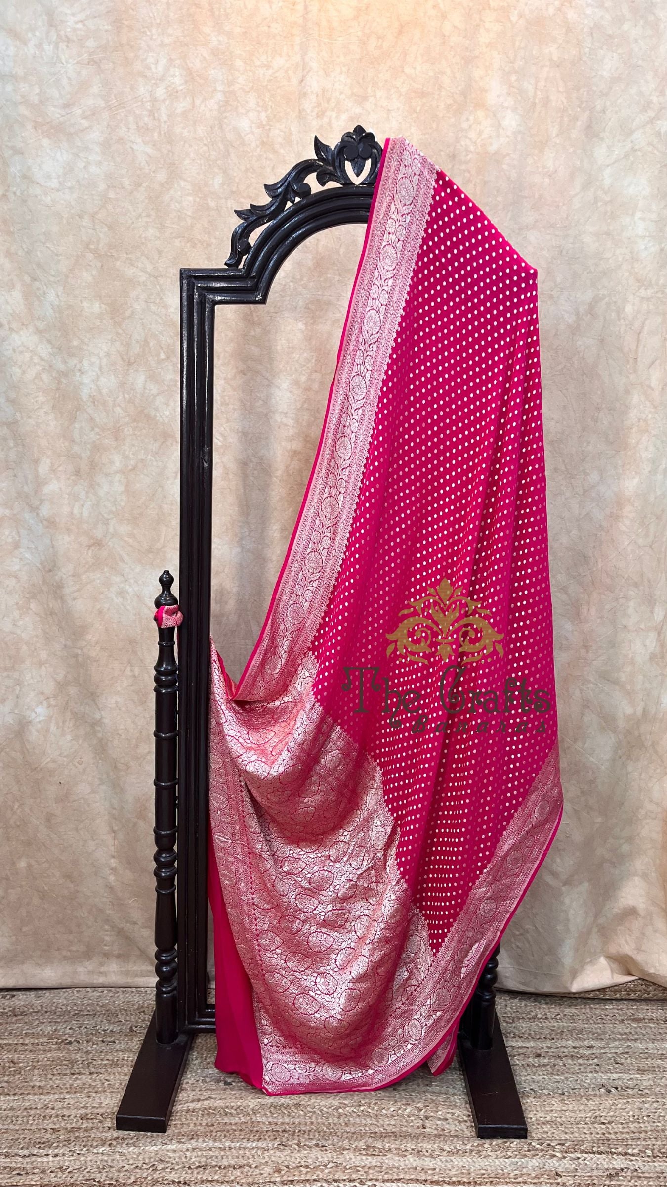 Khaddi Georgette Handloom Banarasi Saree - Water Zari