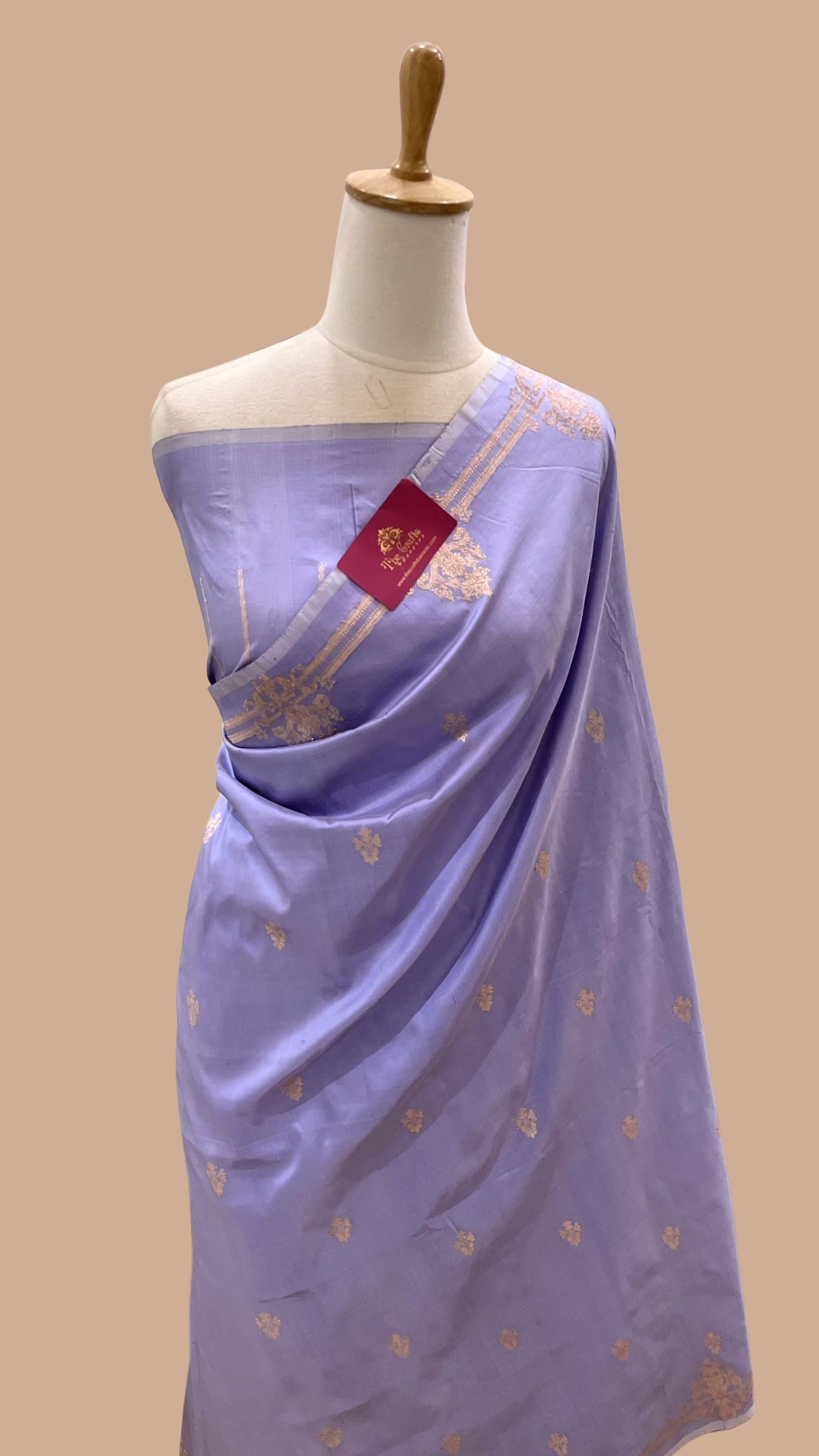 Pure Katan Silk Handloom Banarasi Saree - Kadhua Motifs