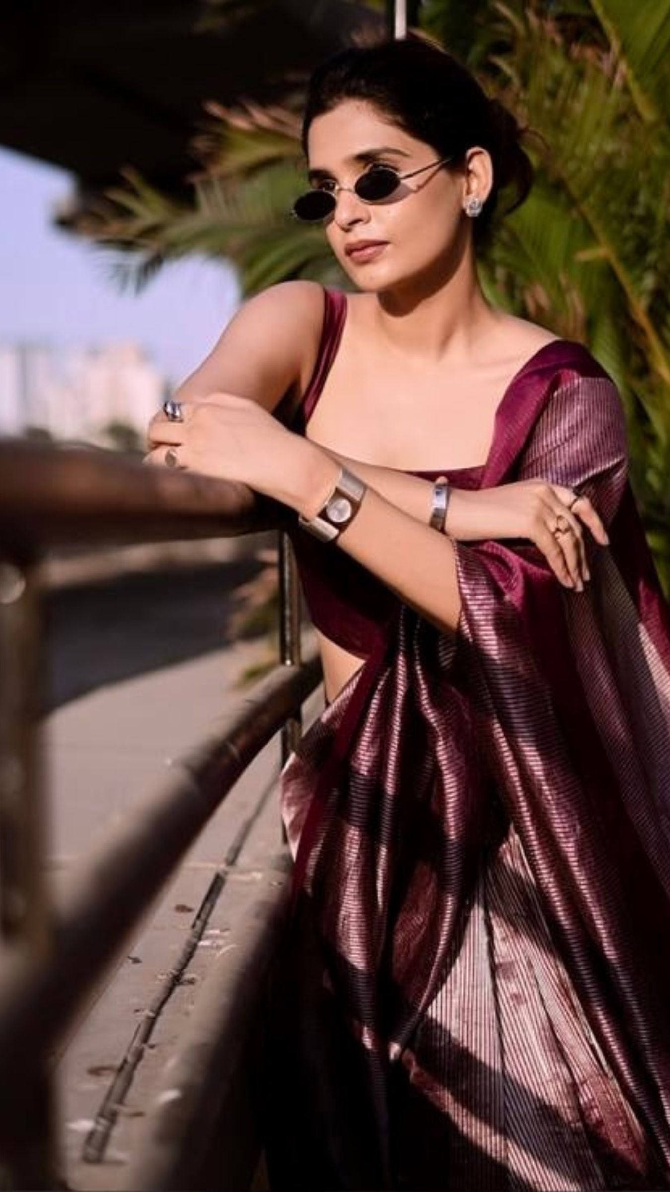 Pure Tissue Silk Handloom Banarasi Saree - with Satin Border