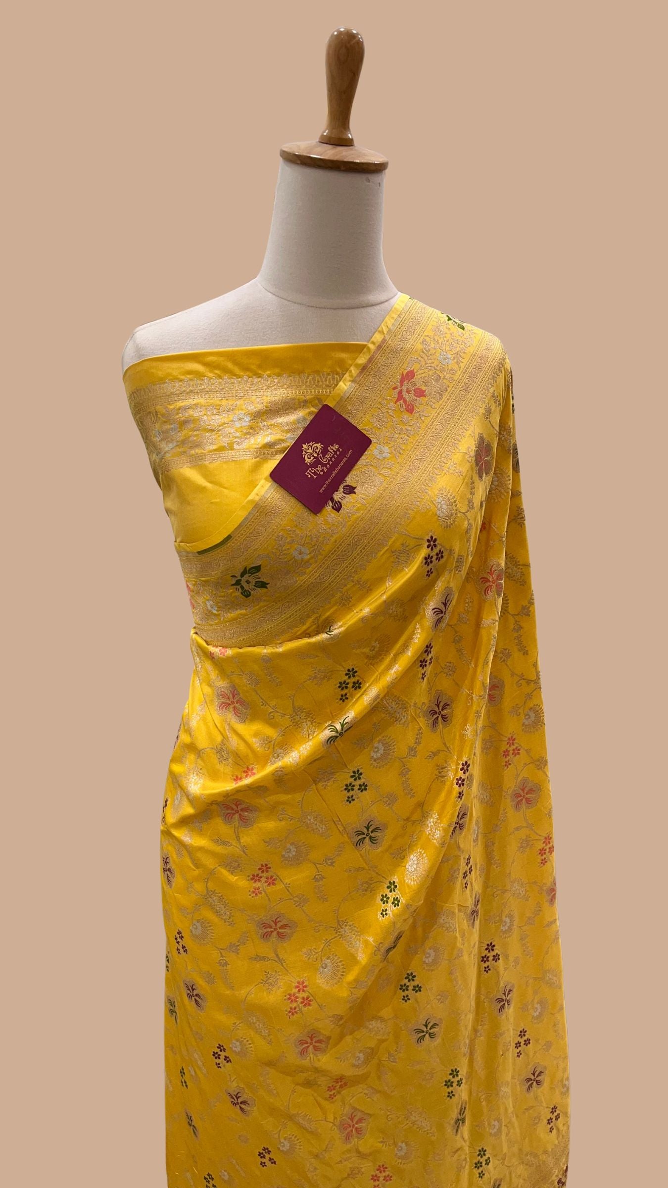 Pure Katan Silk Handloom Banarasi Saree - Jaal Work With Meenakari