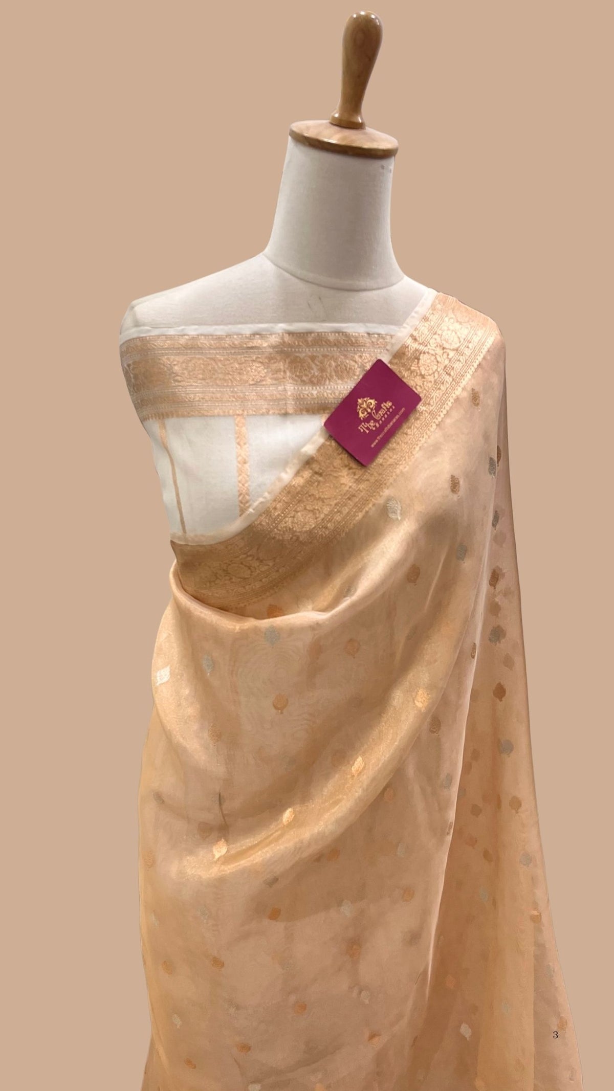 Pure Kora Tissue Silk Handloom Banarasi Saree- Kadhua Motifs