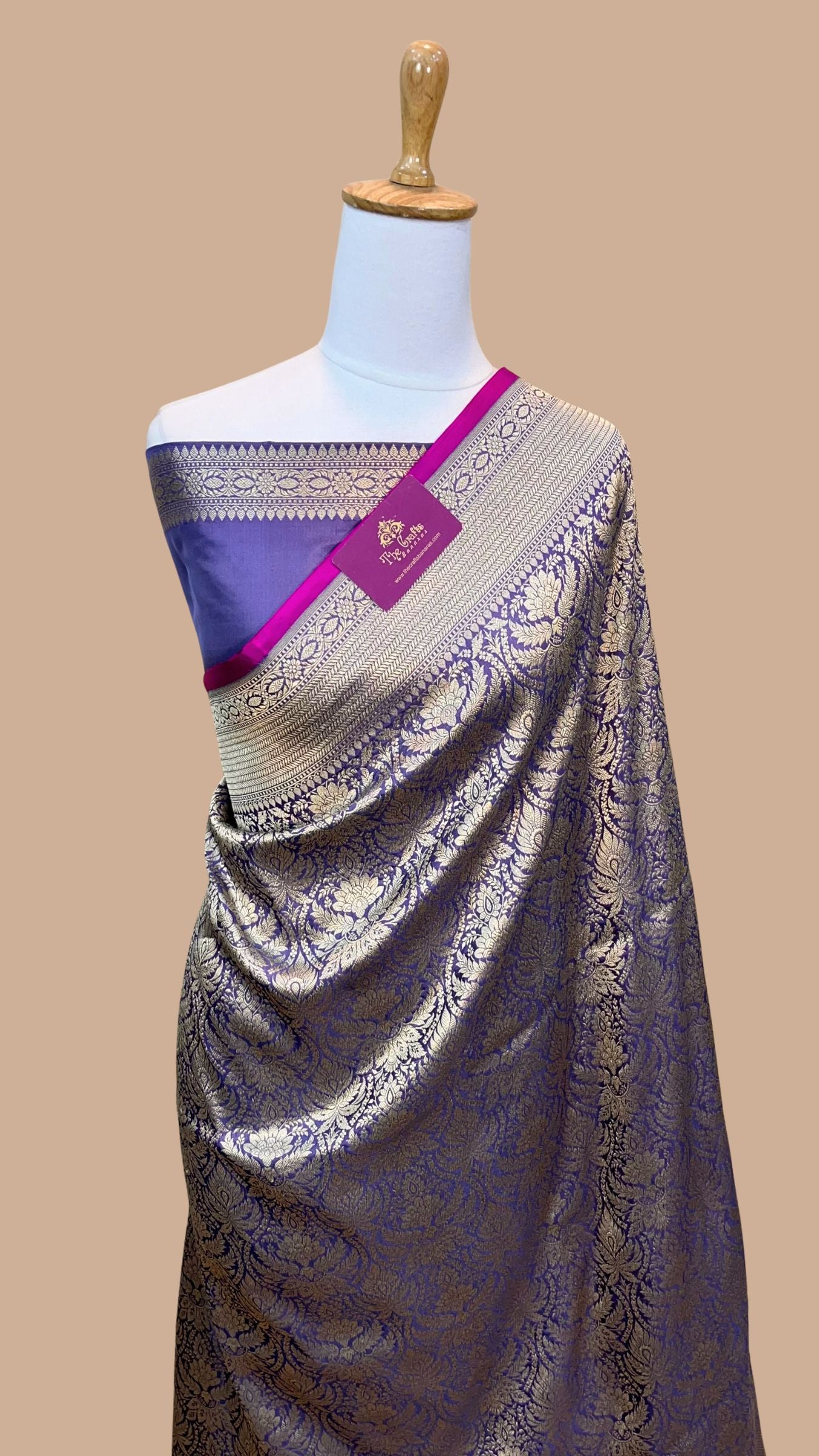 Pure Katan Silk Handloom Banarasi Saree - Tanchui Brocade