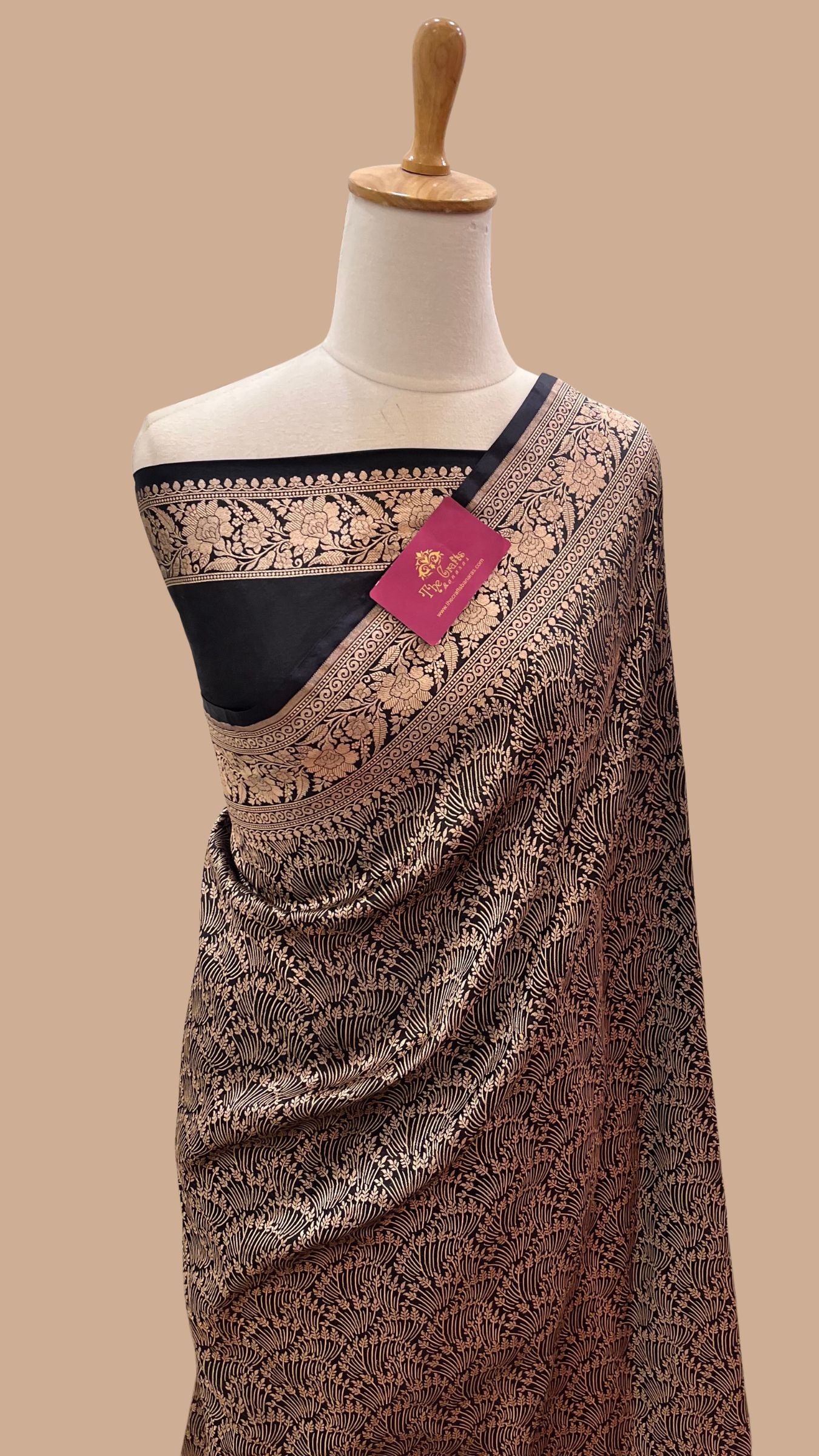 Pure Katan Silk Handloom Banarasi Saree - Tanchui Brocade