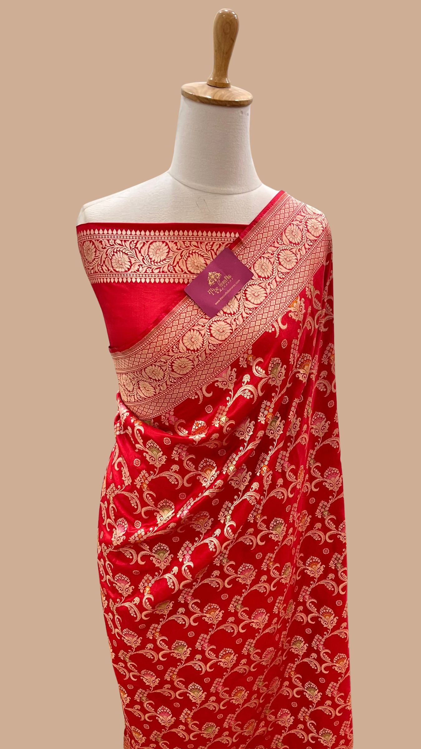 Pure Katan Silk Handloom Banarasi Saree - Jaal Work with Meenakari
