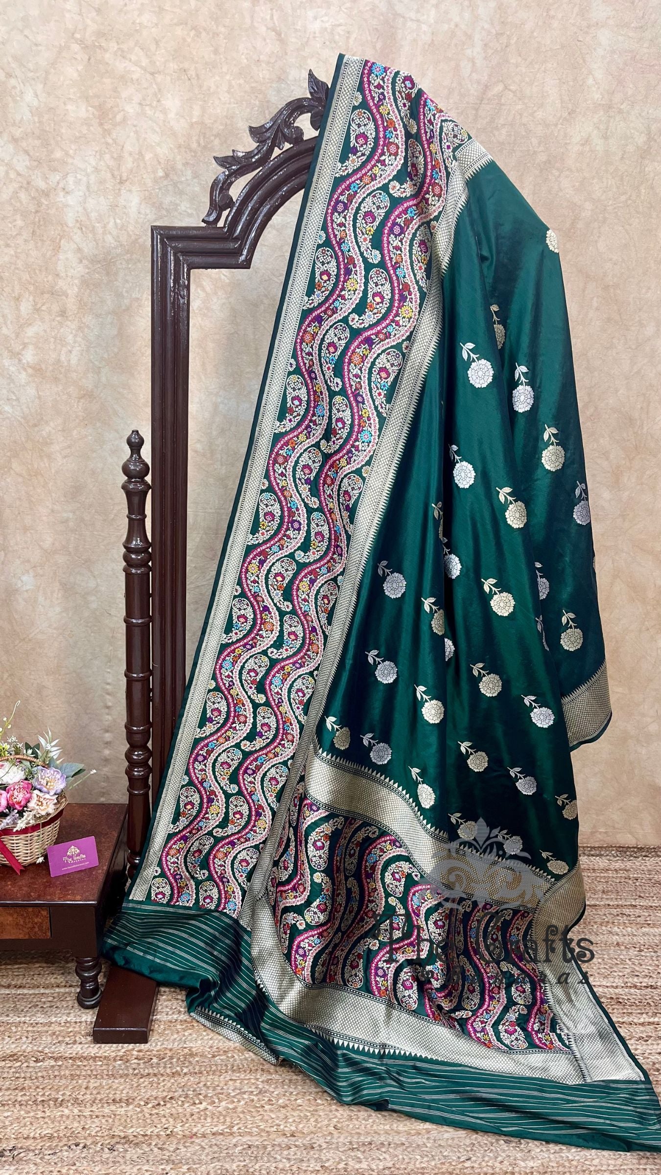 Pure Katan Silk Handloom Banarasi Saree - with Kadhua Meenakari Work