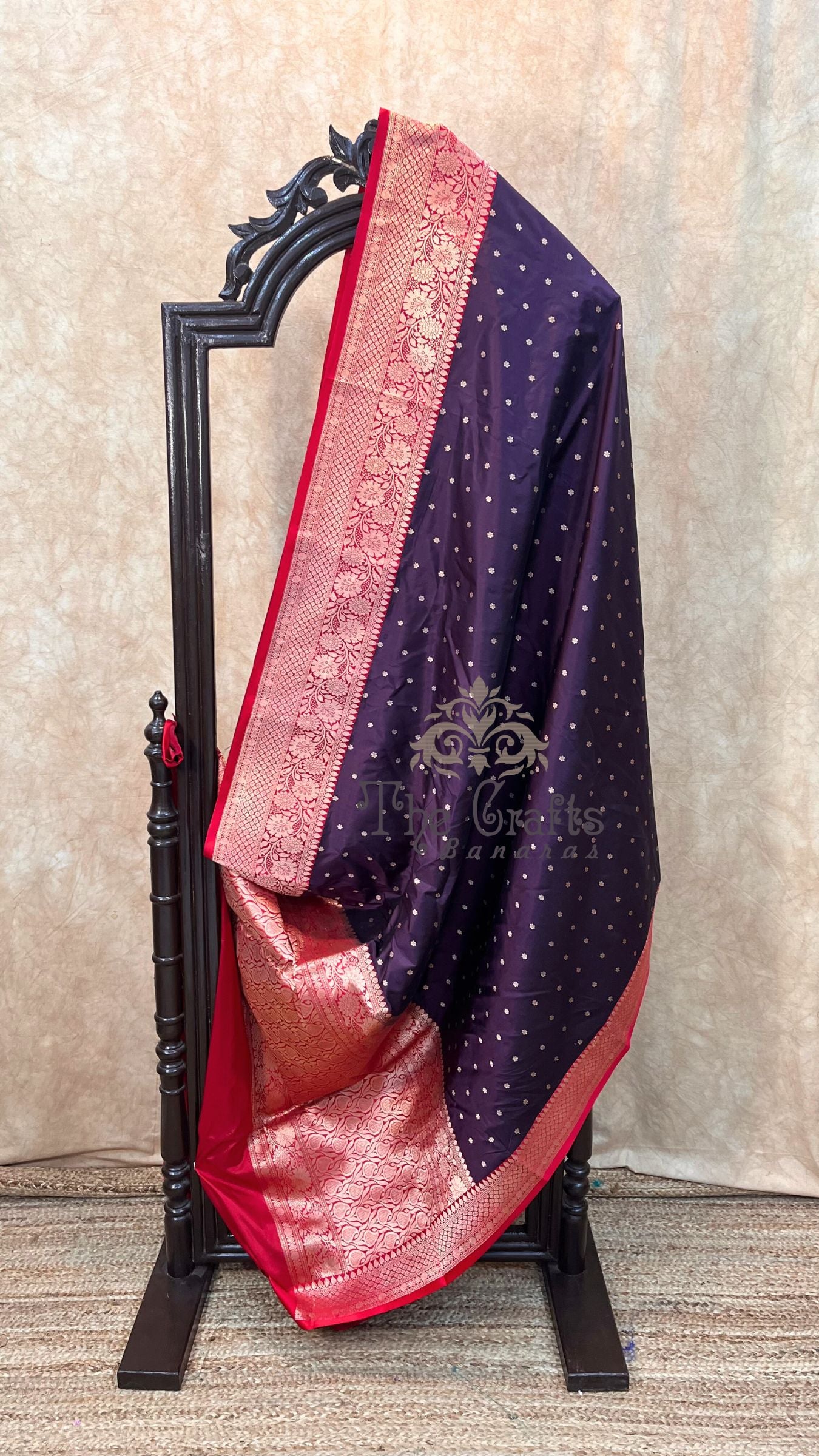 Pure Katan Silk Handloom Banarasi Saree - Kadhua Buti