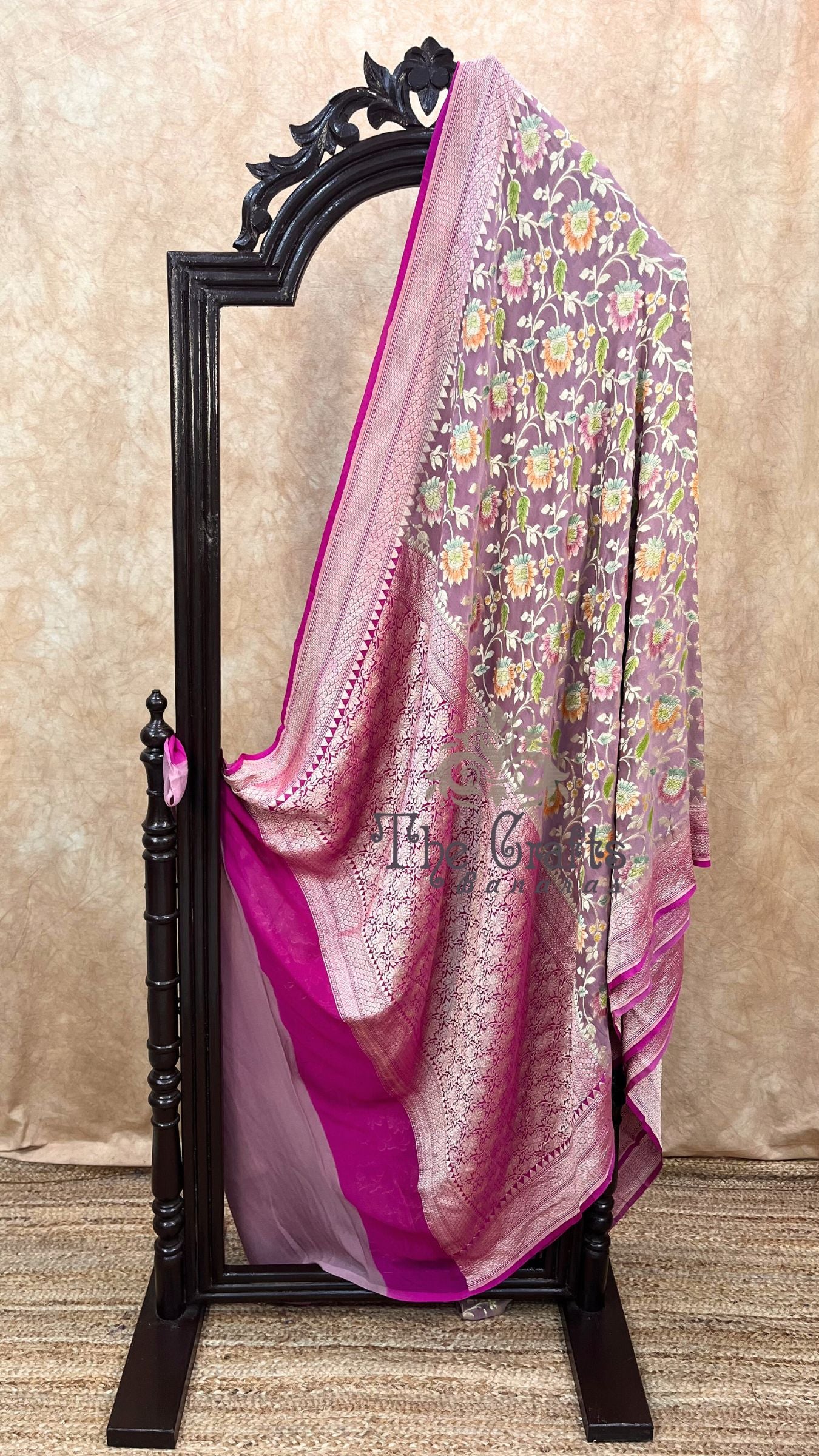 Khaddi Georgette Handloom Banarasi Saree - Water Zari