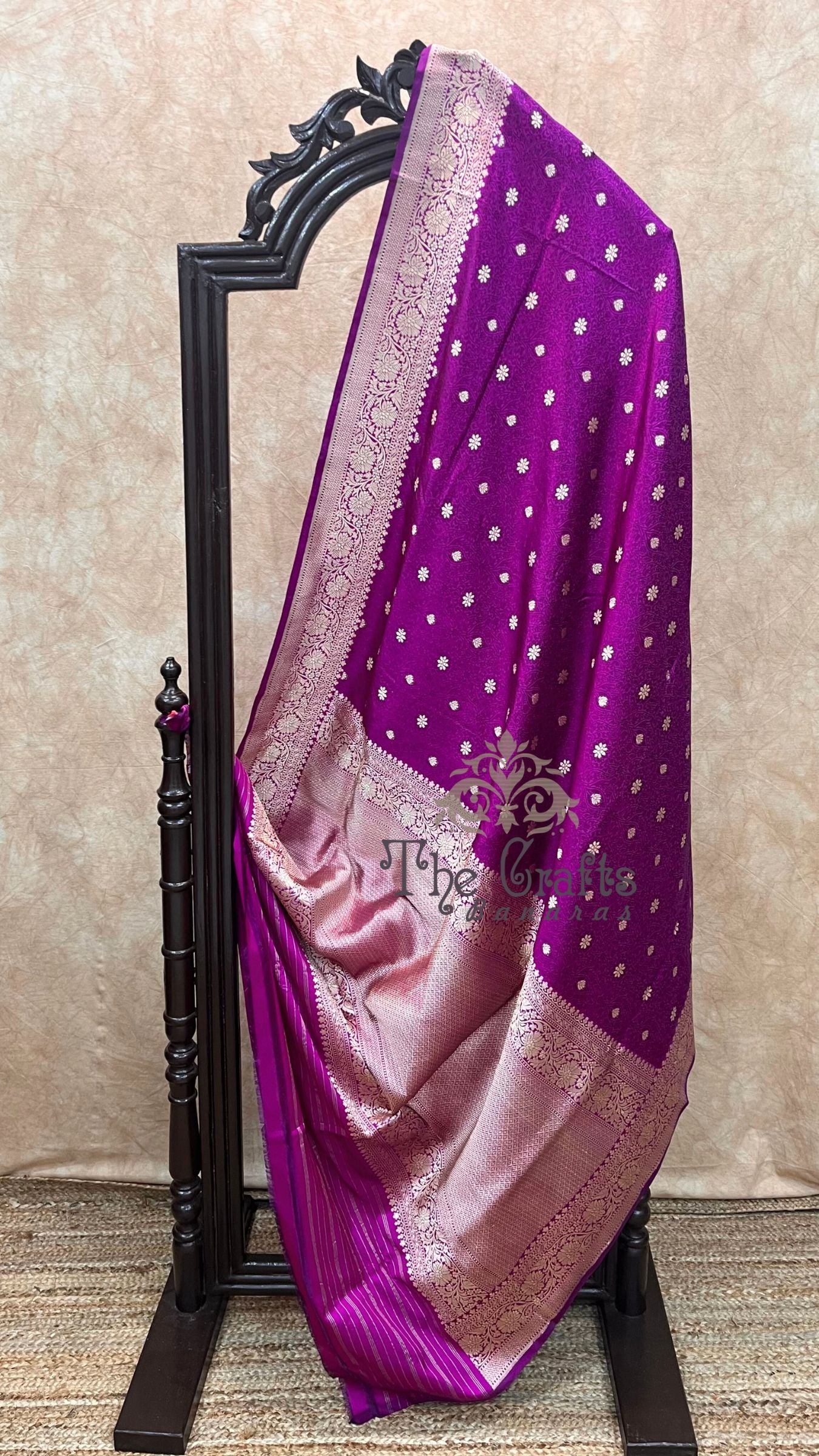 Pure Katan Silk Handloom Banarasi Saree - tanchui brocade