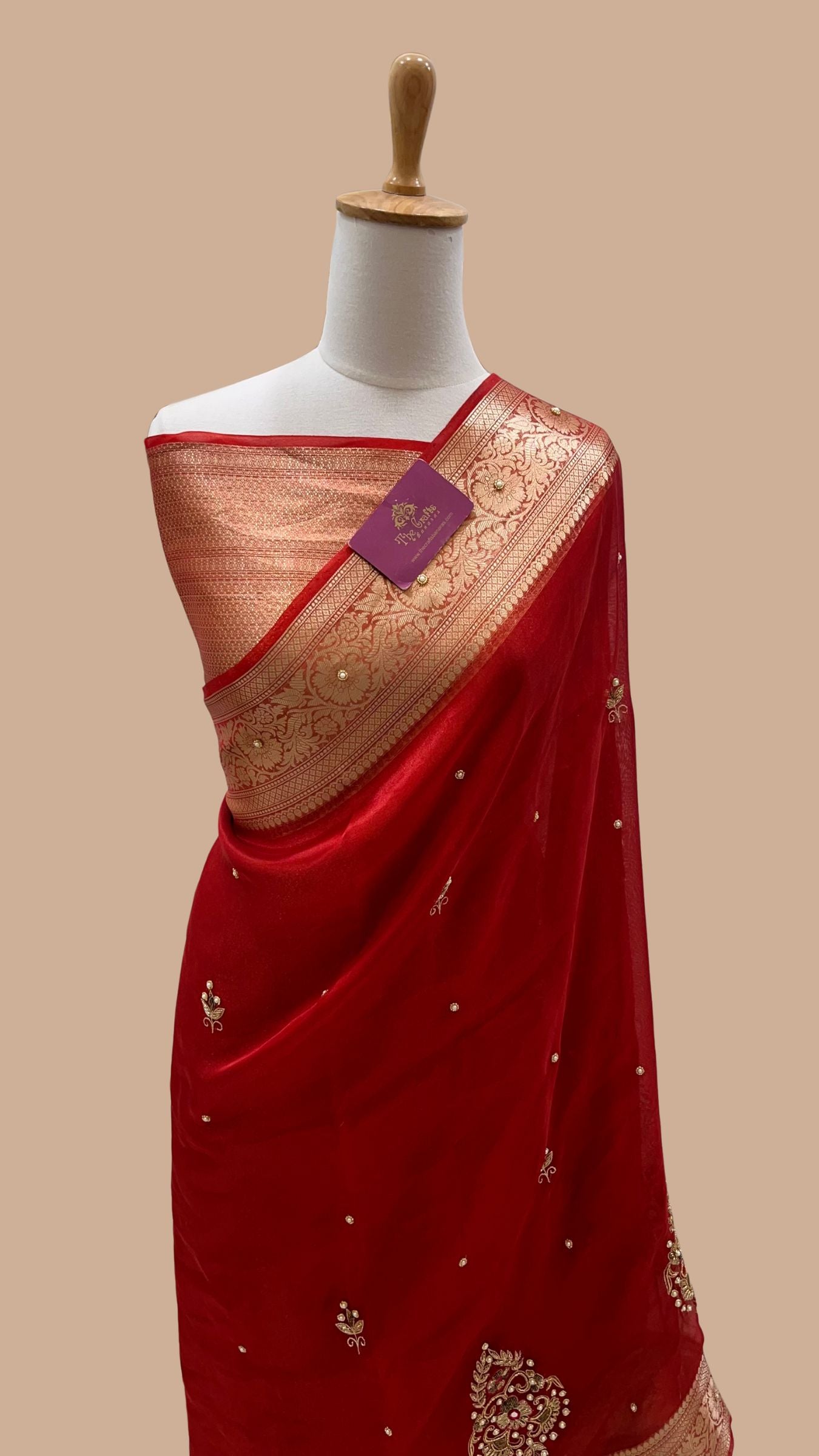 Pure Kora Silk Handloom Banarasi Saree - Handwork Zardozi Cut Dana and Stone Work