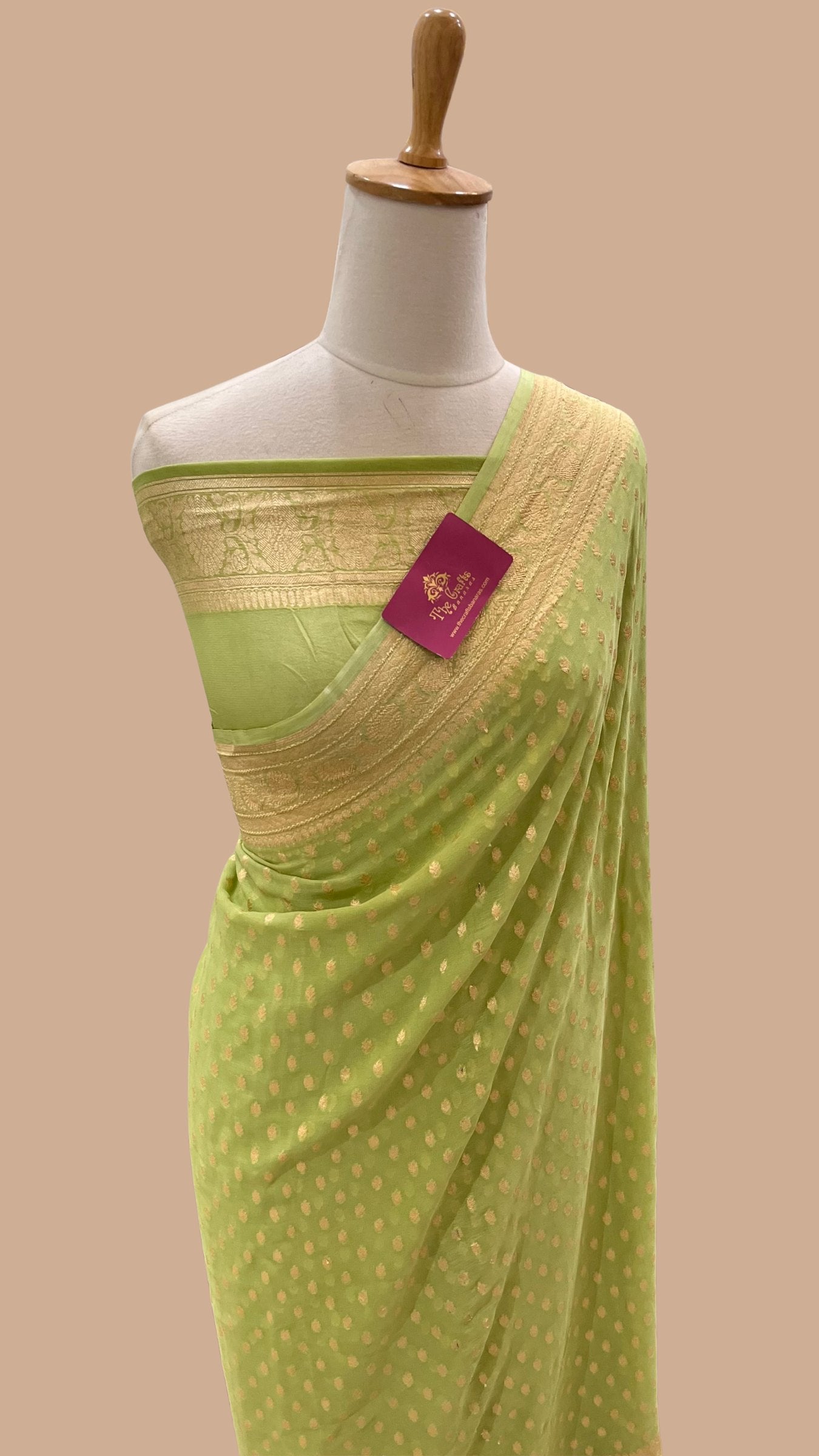 Khaddi Georgette Banarasi Saree - Gold Zari