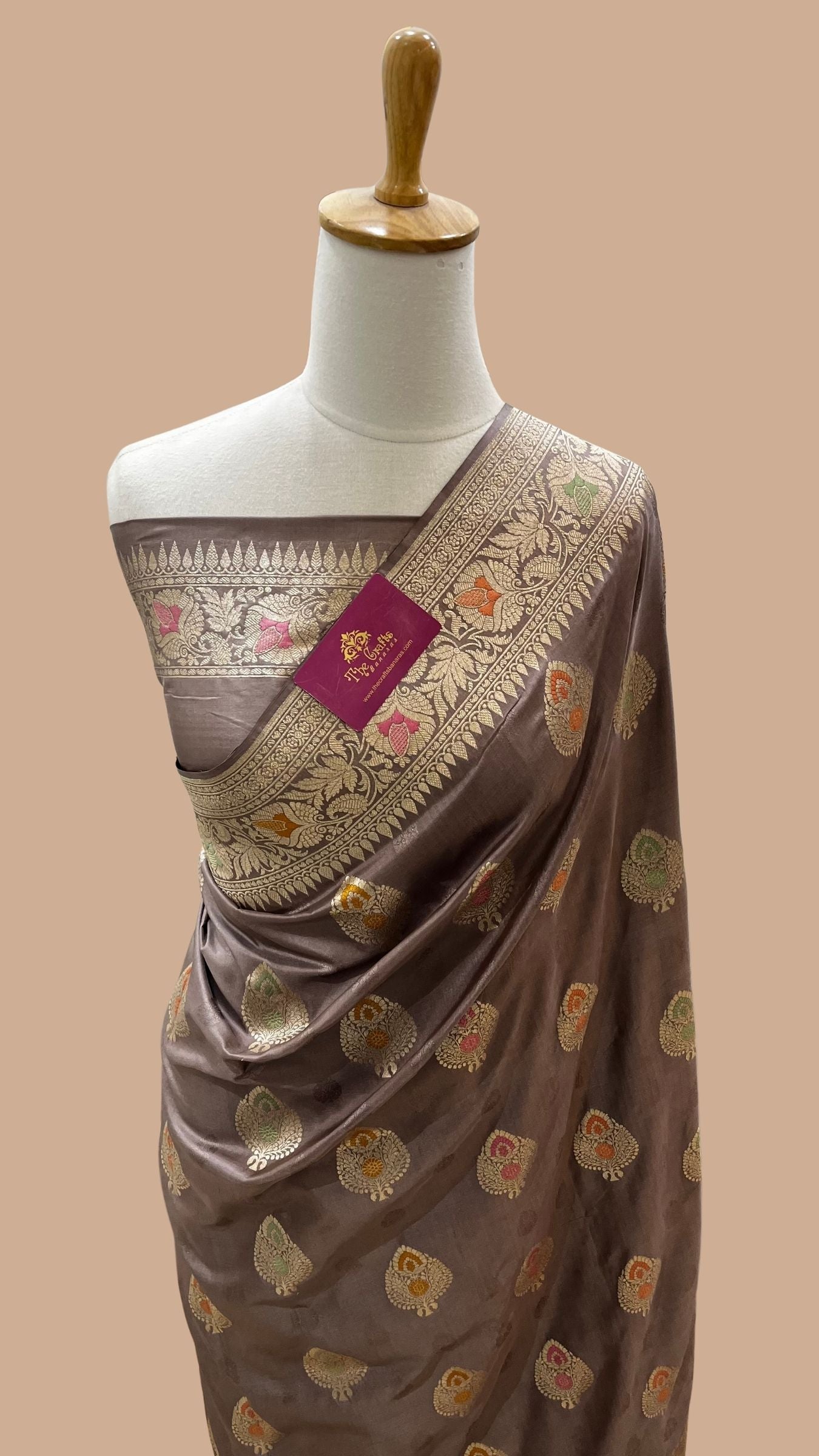 Pure Katan Silk Handloom Banarasi Saree - All over jaal work with meenakari