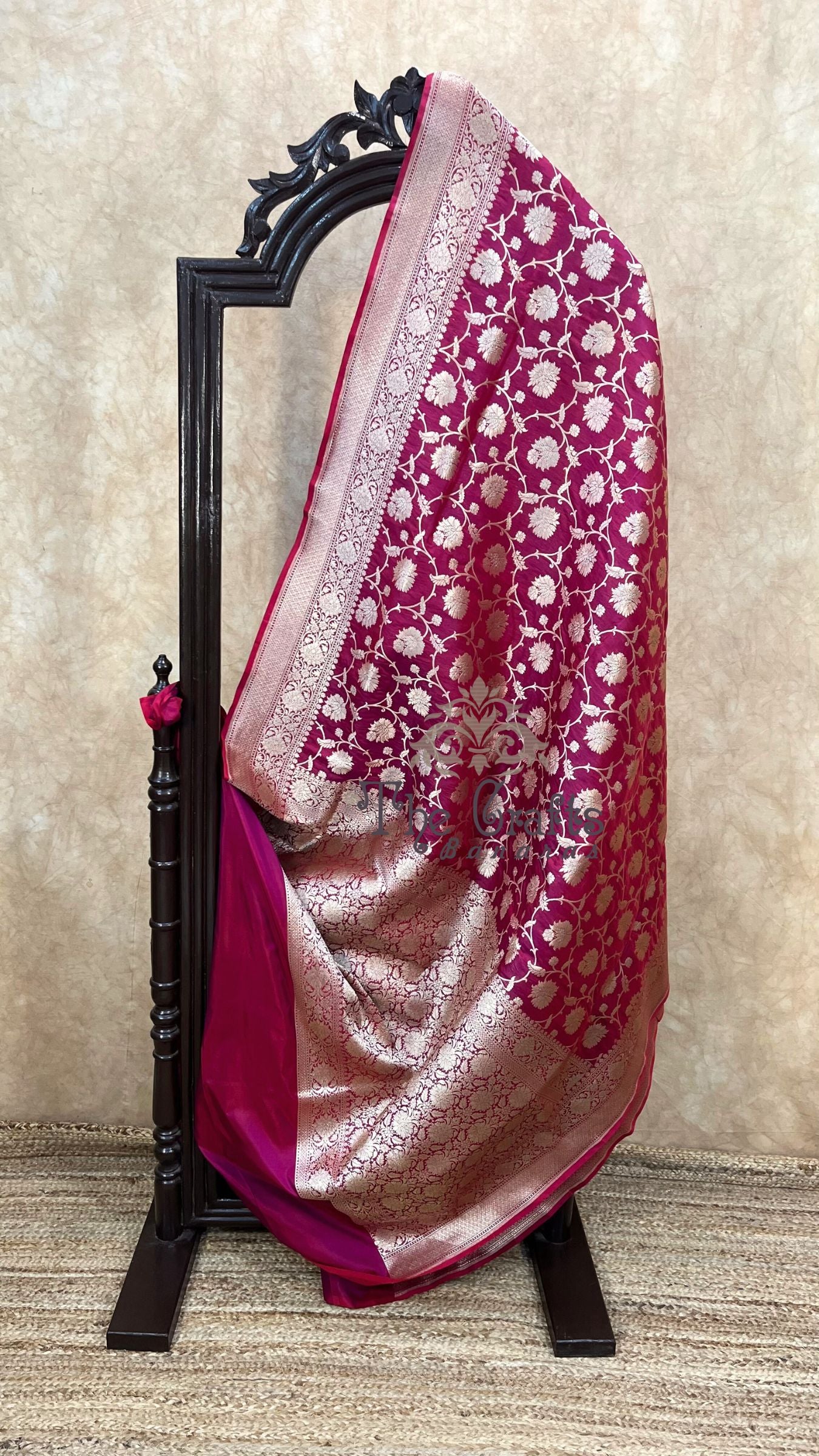 Pure Katan Silk Handloom Banarasi Saree - Jaal work