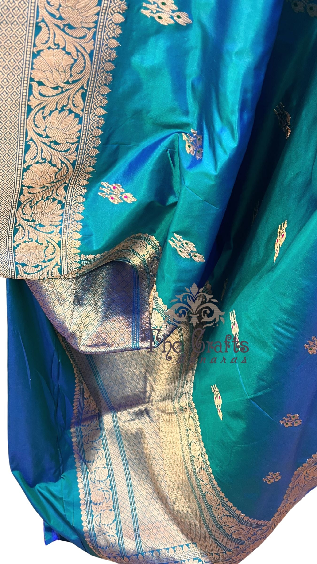 Pure Katan Silk Handloom Banarasi Saree - Kadhua Buti