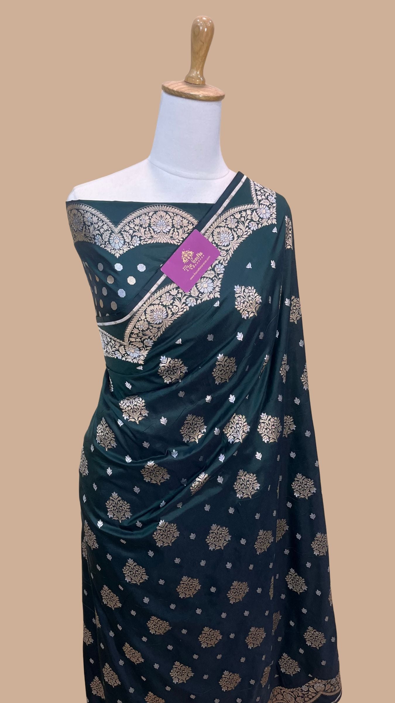 Pure Katan Silk Handloom Banarasi Saree - With Sona Rupa Motifs