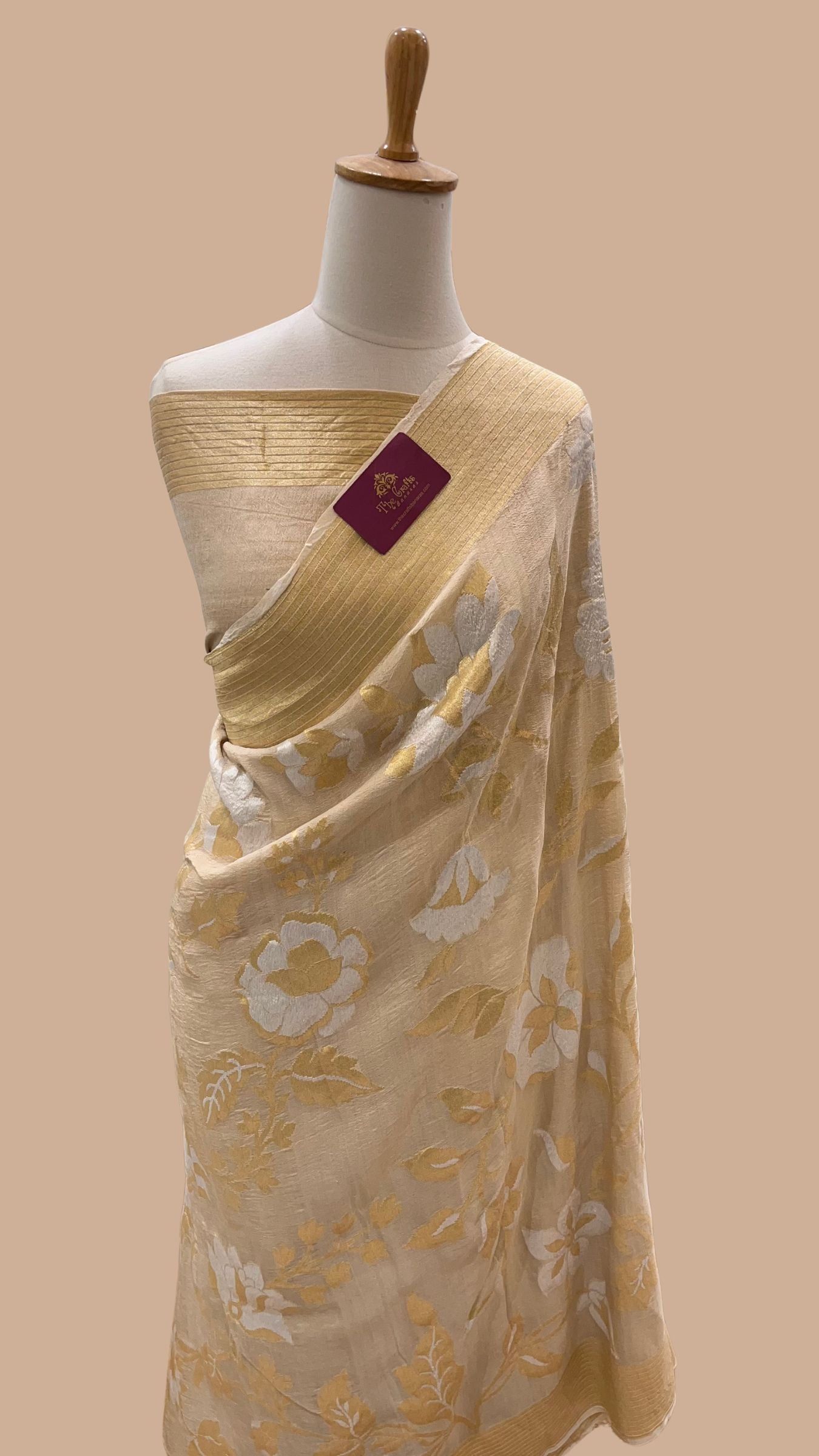 Tussar Georgette Handloom Banarasi Saree - Jaal with Meenakari