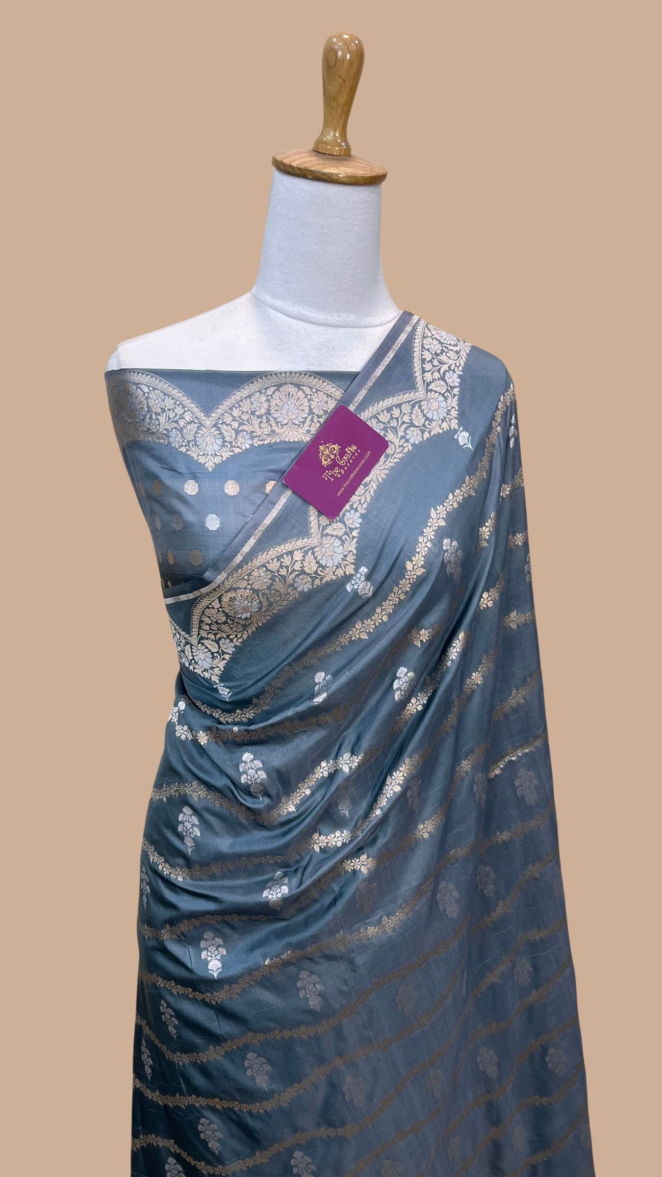 Pure Katan Silk Handloom Banarasi Saree - With Sona Rupa Motifs