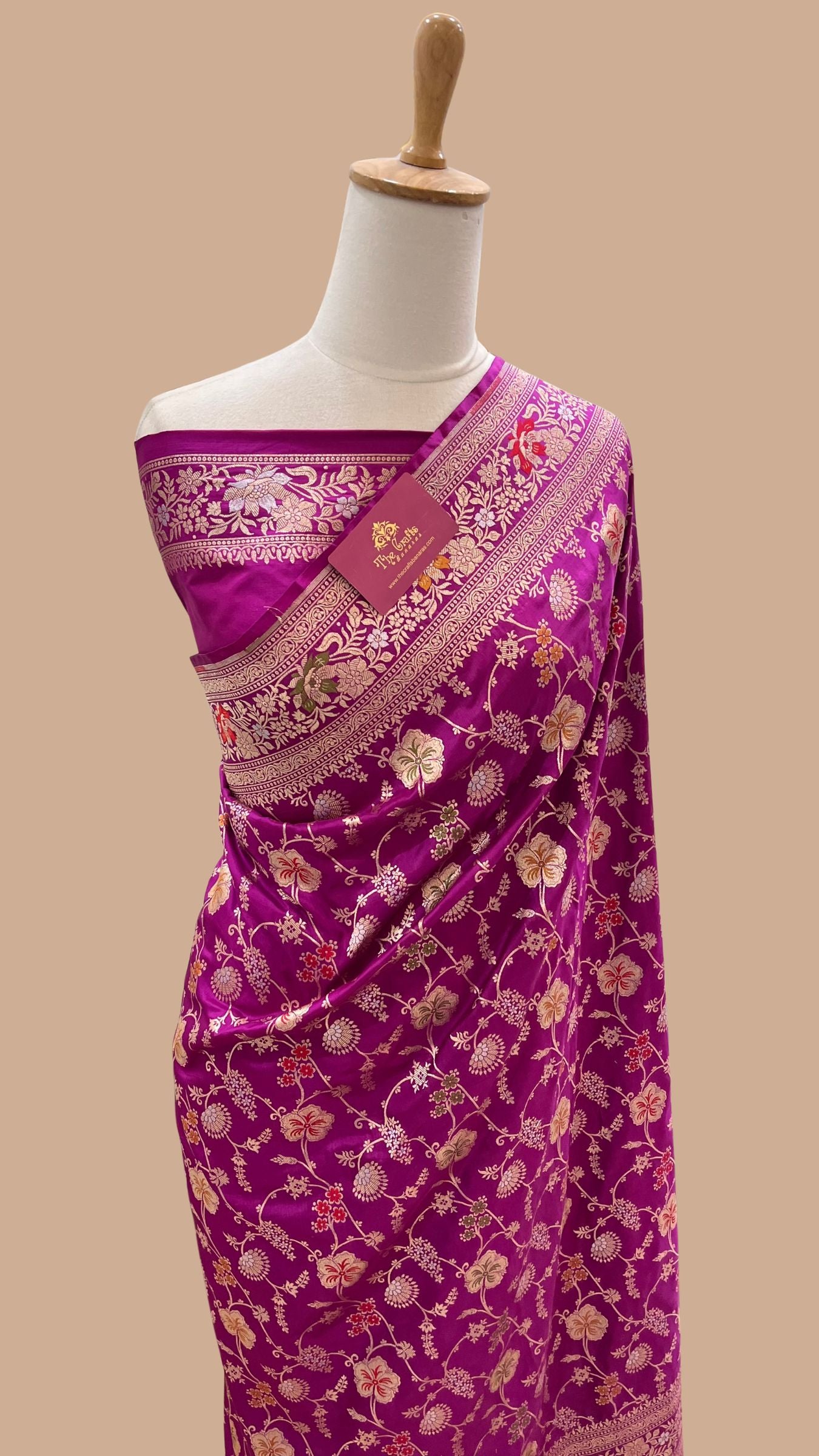 Pure Katan Silk Handloom Banarasi Saree - Jaal Work With Meenakari