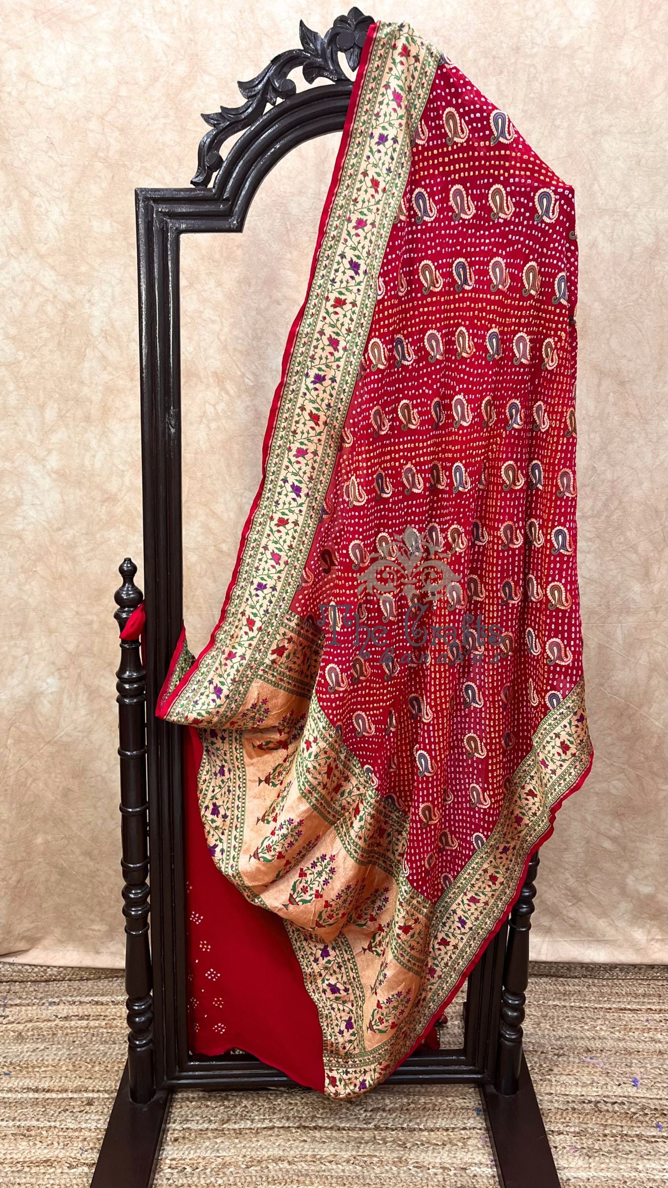 Pure Georgette Banarasi Handloom Bandhej Saree-With Meenakari Work