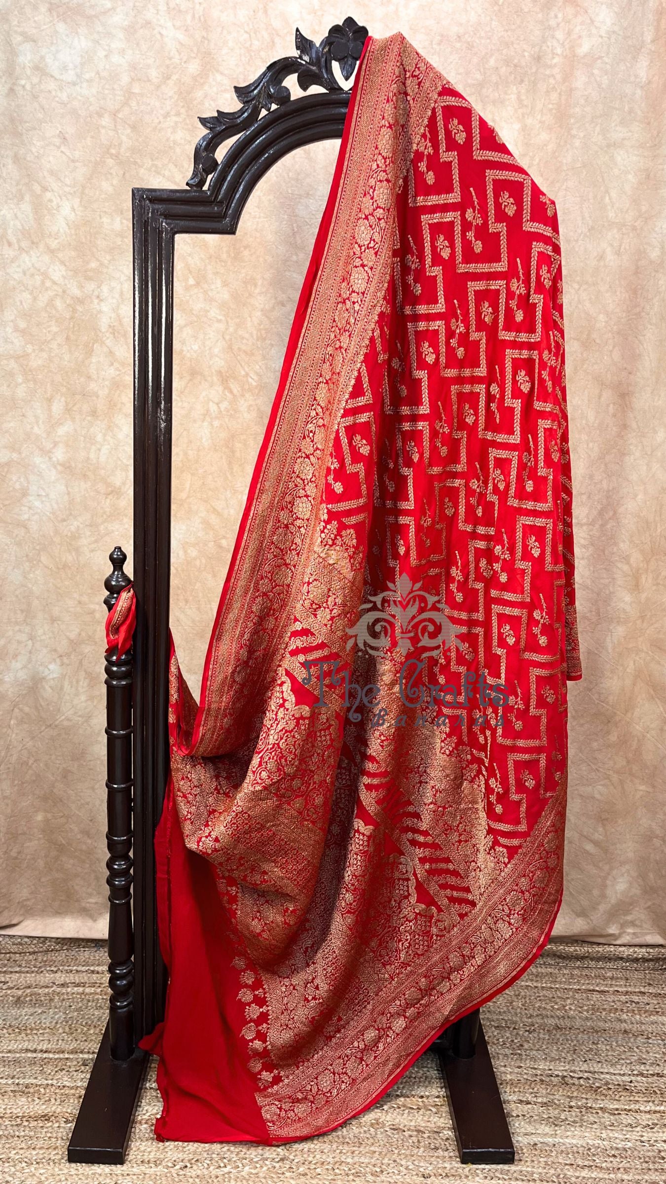 Pure Crepe Georgette Banarasi Saree - Antique Zari